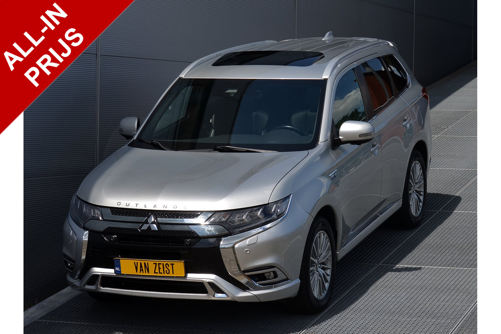 Foto van MITSUBISHI MITSUBISHI OUTLANDER