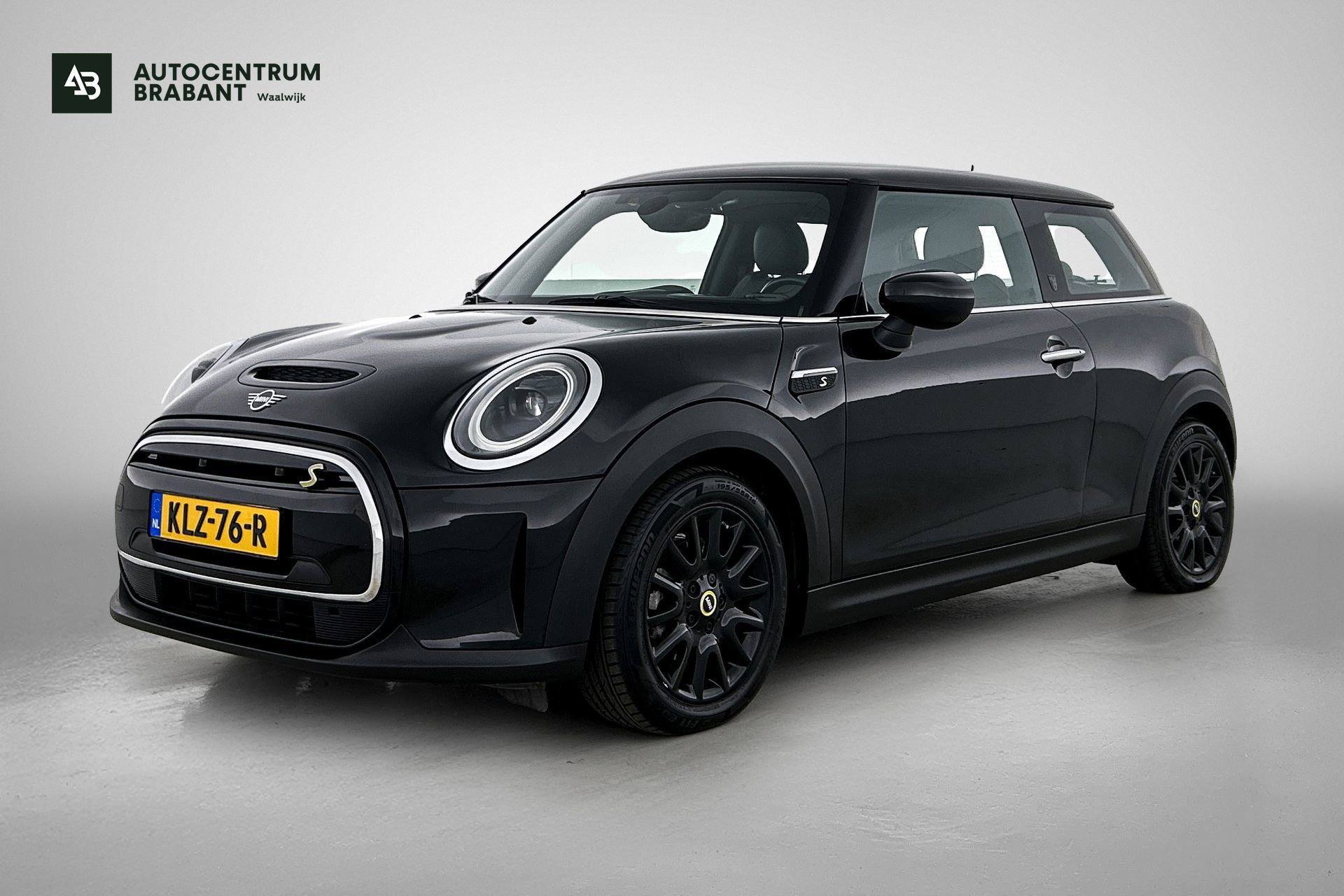 Foto van MINI COOPER SE