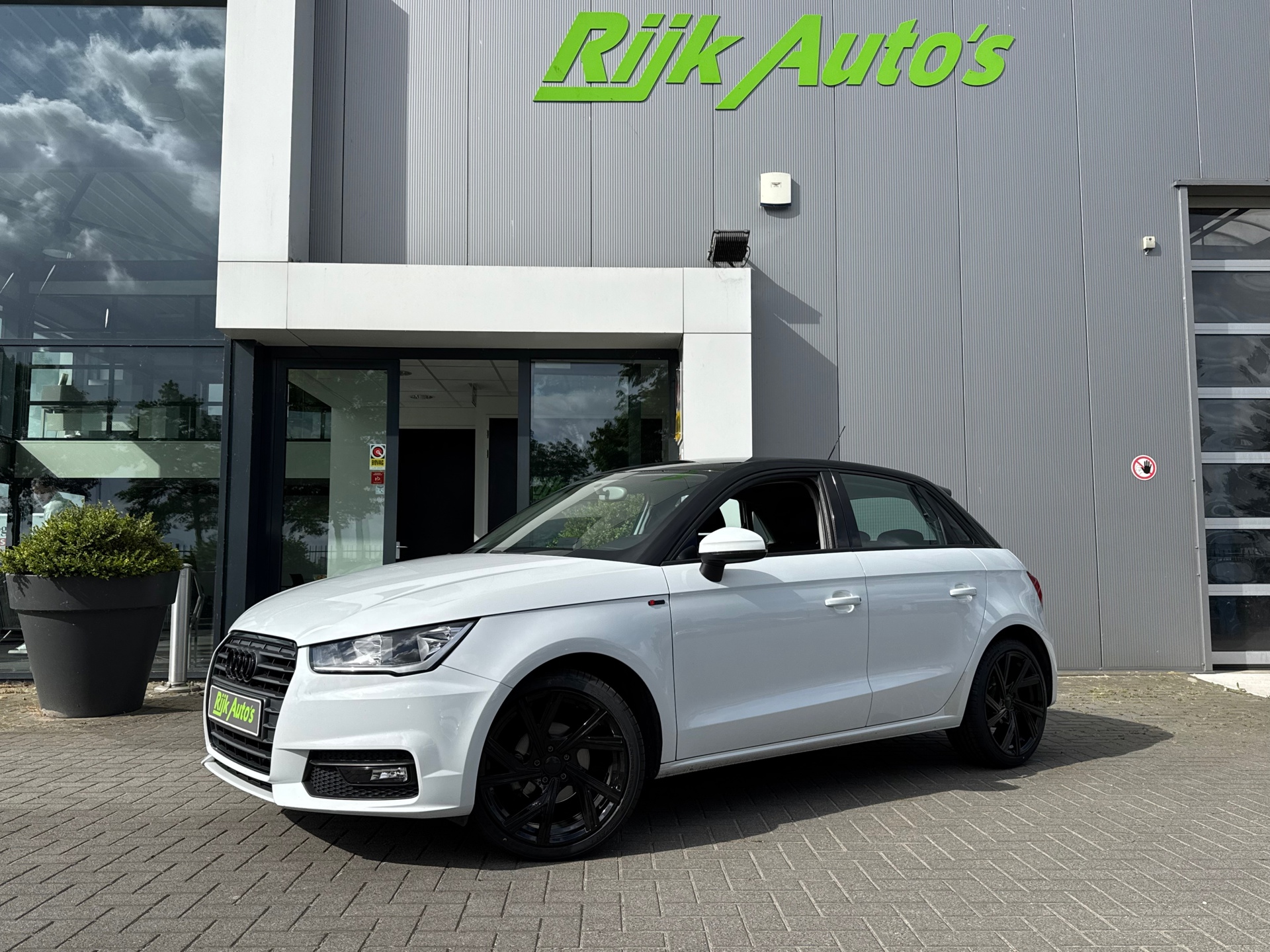 Audi A1 Sportback 1.0 TFSI * 1E Eigenaar * 100% Onderhouden 2015 - voorkant