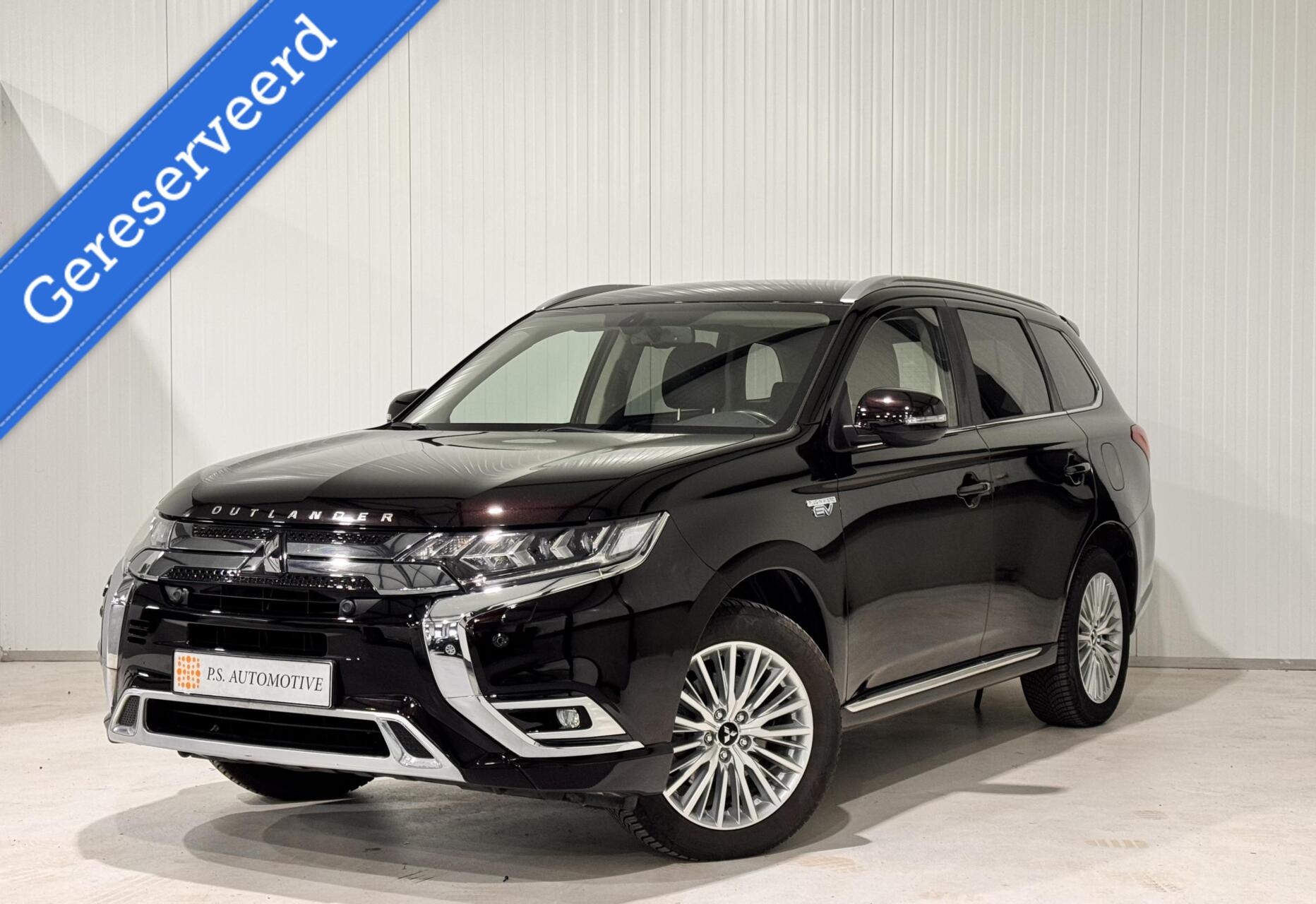 Mitsubishi Outlander 2.4 PHEV|TREKHAAK| CAMERA|KEYLESS| 2019 - voorkant