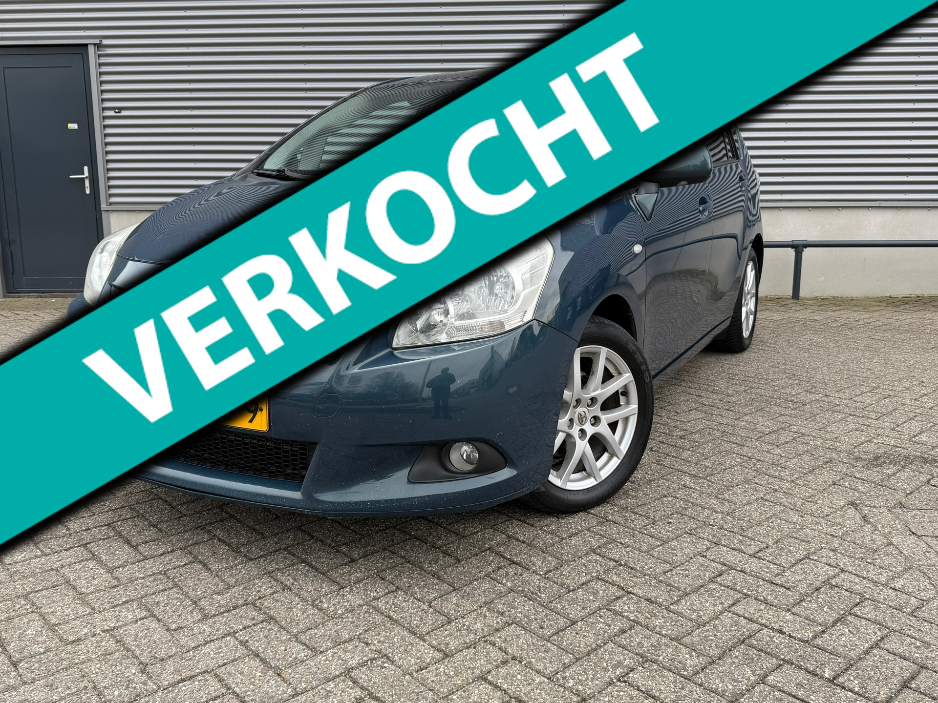 Toyota Toyota Verso 1.8 VVT-i Panoramic 7p. 2010 - voorkant