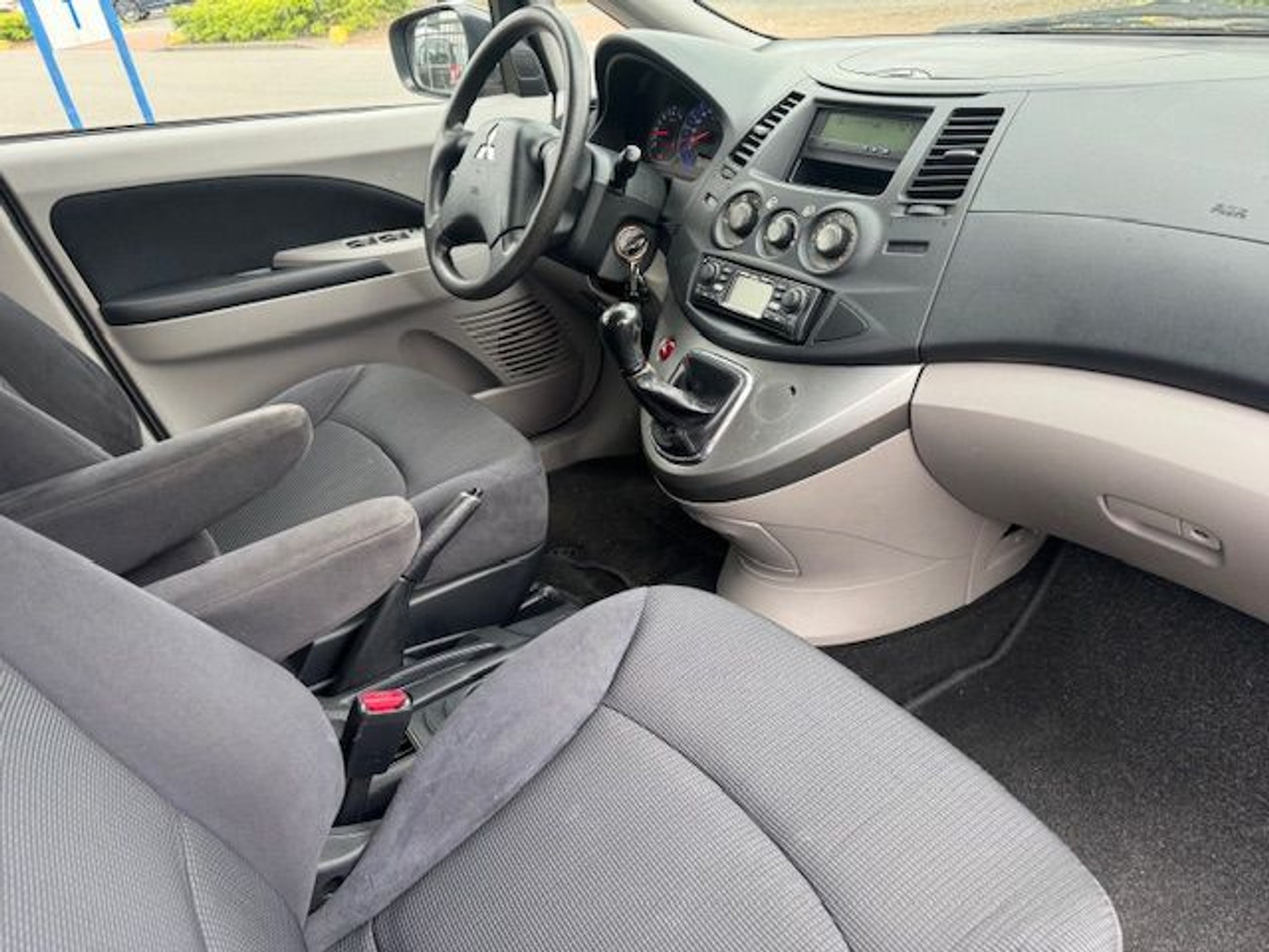 Foto van Mitsubishi Grandis