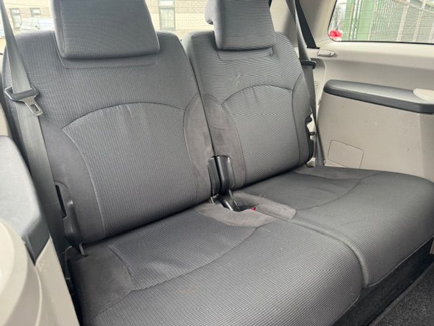Foto van Mitsubishi Grandis