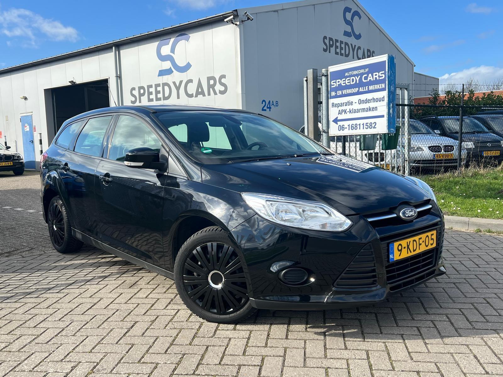 Ford Focus 1.0 EcoBoost Trend 2013 Airco Cruise PDC 2013 - voorkant