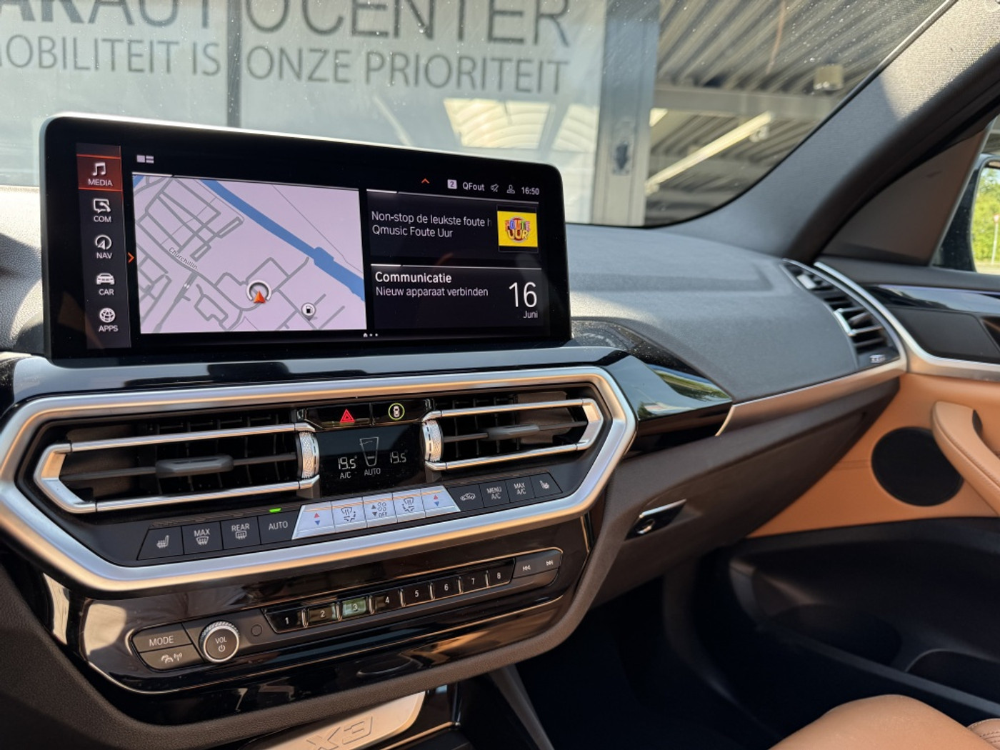 Foto van BMW X3 Xdrive20i