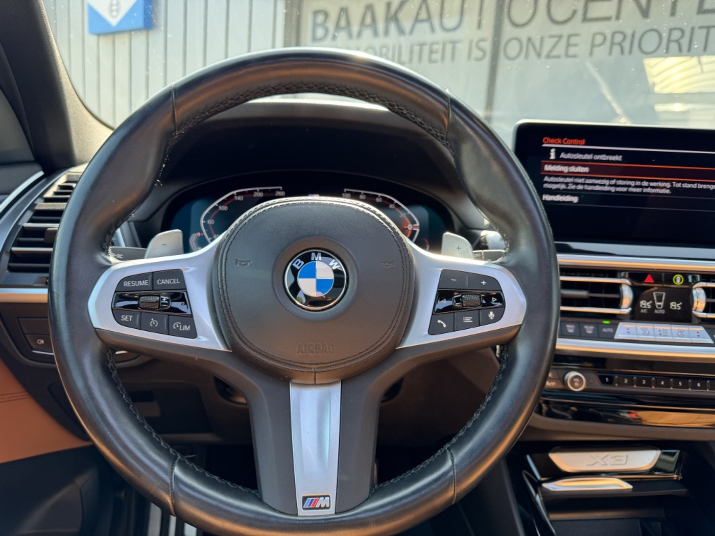 Foto van BMW X3 Xdrive20i