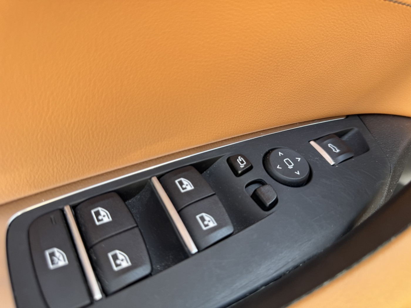 Foto van BMW X3 Xdrive20i