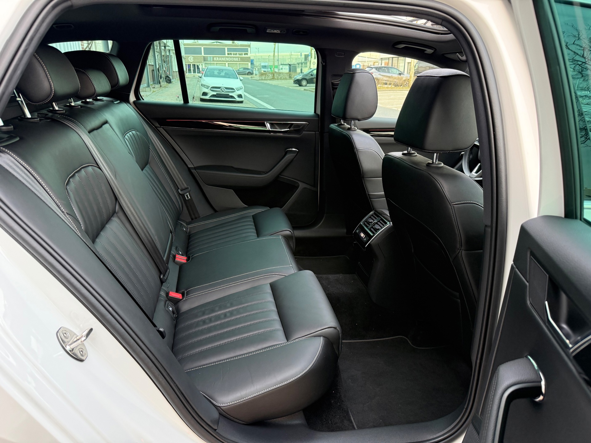 Foto van Skoda Superb Combi