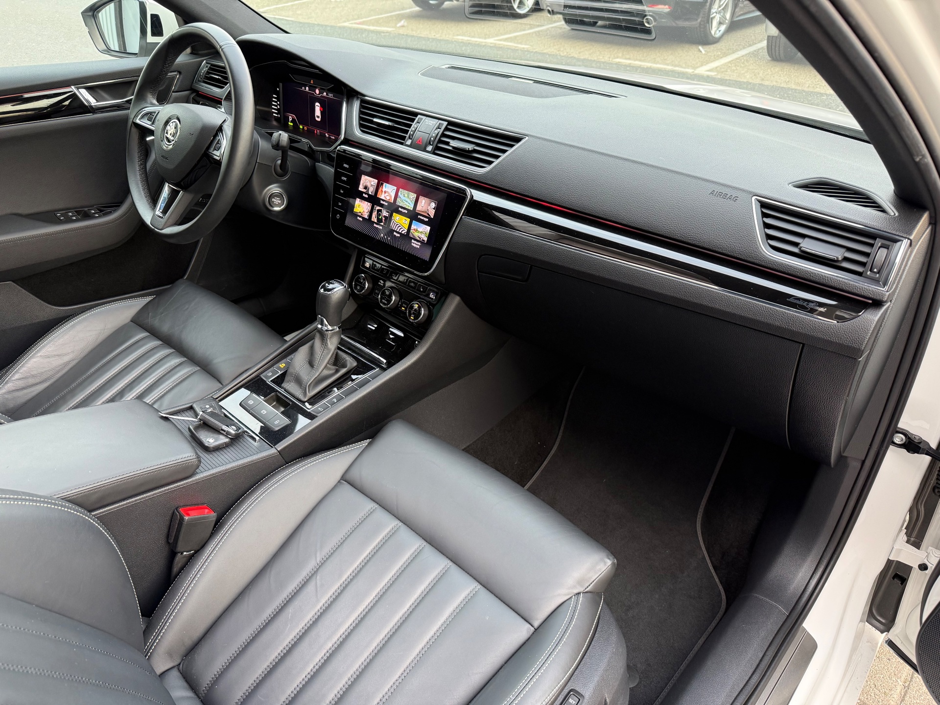 Foto van Skoda Superb Combi