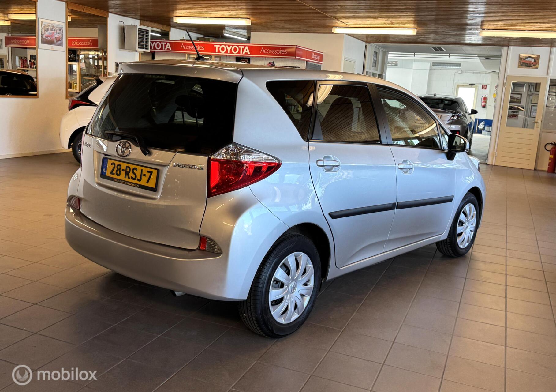 Foto van Toyota Toyota Verso-s