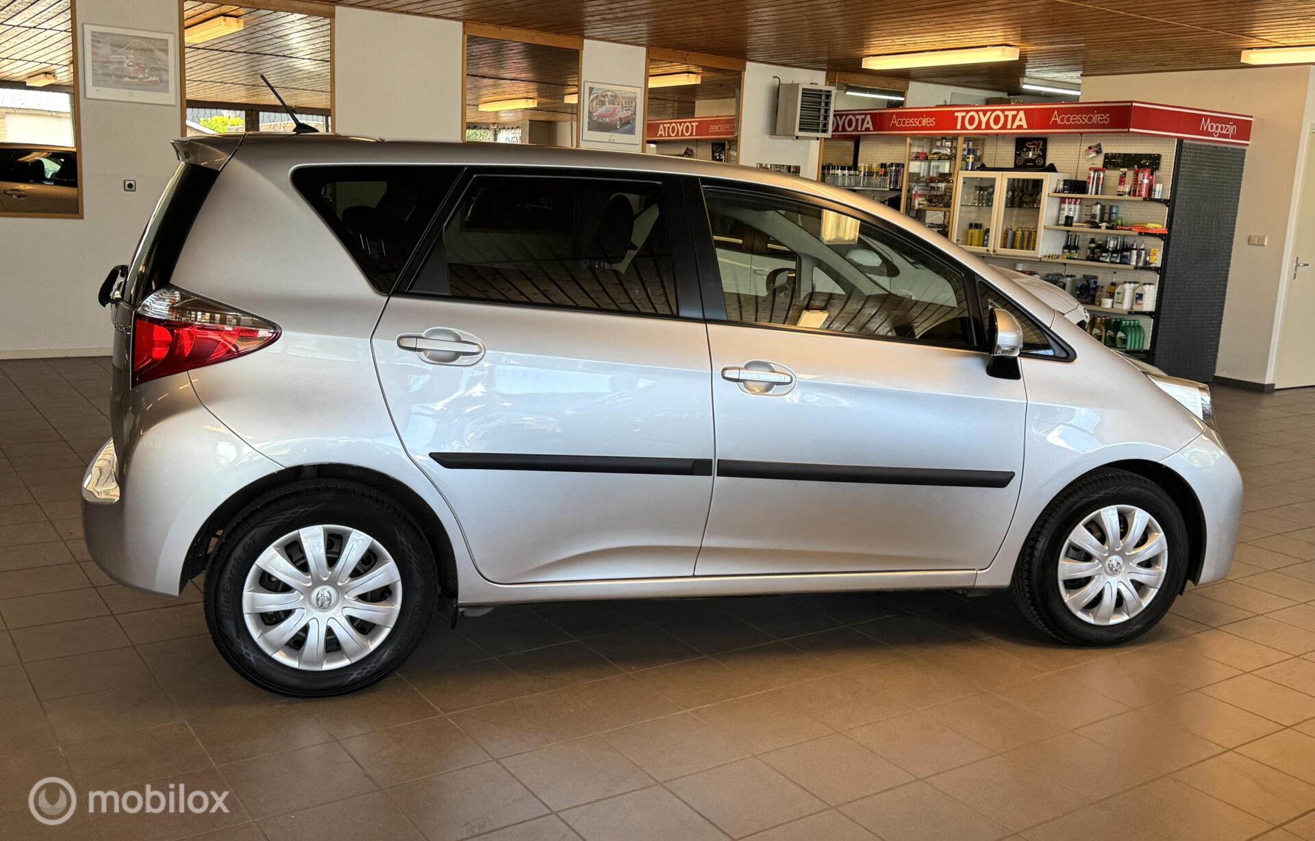 Foto van Toyota Toyota Verso-s