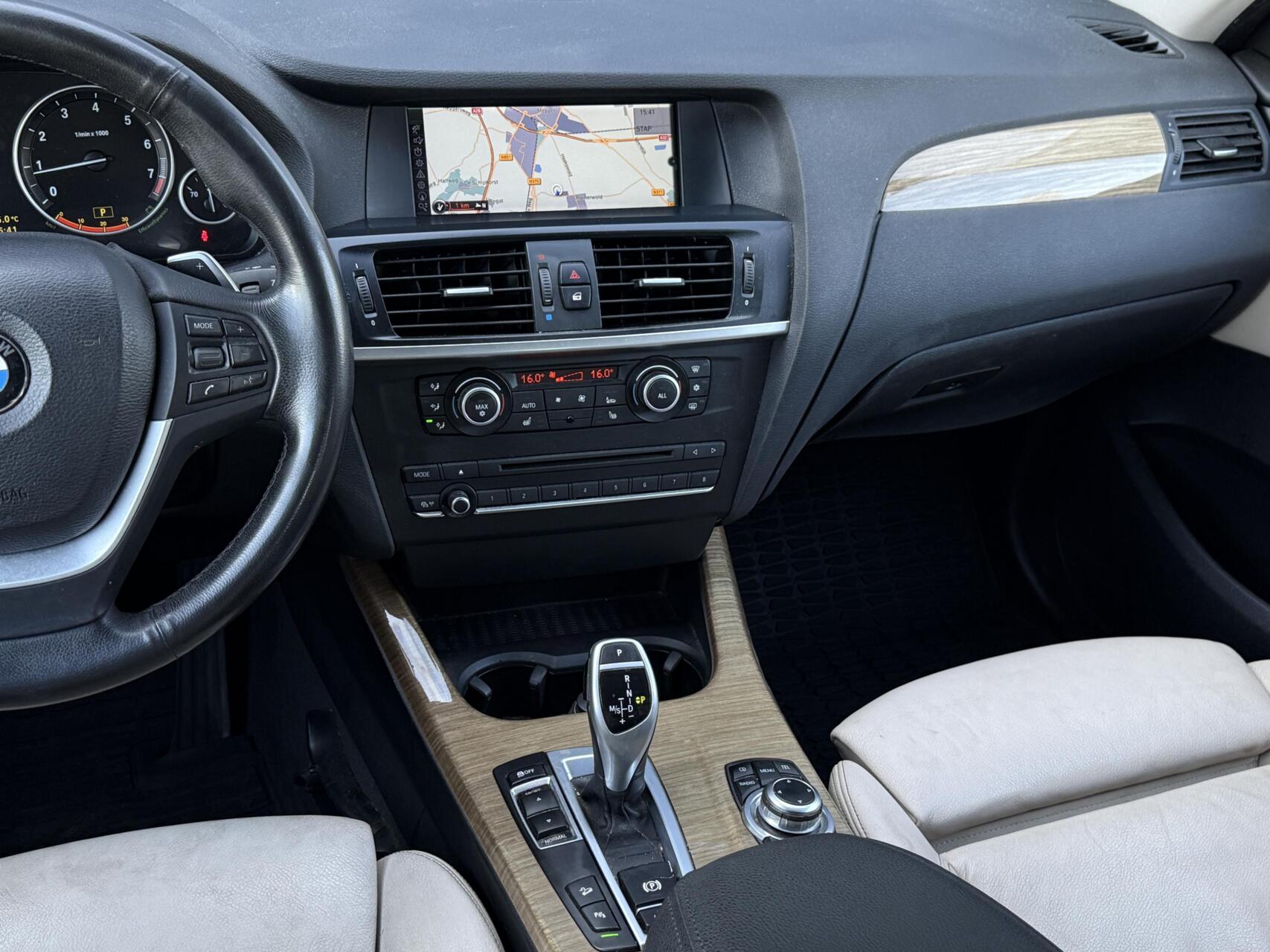 Foto van BMW X3 Xdrive35i