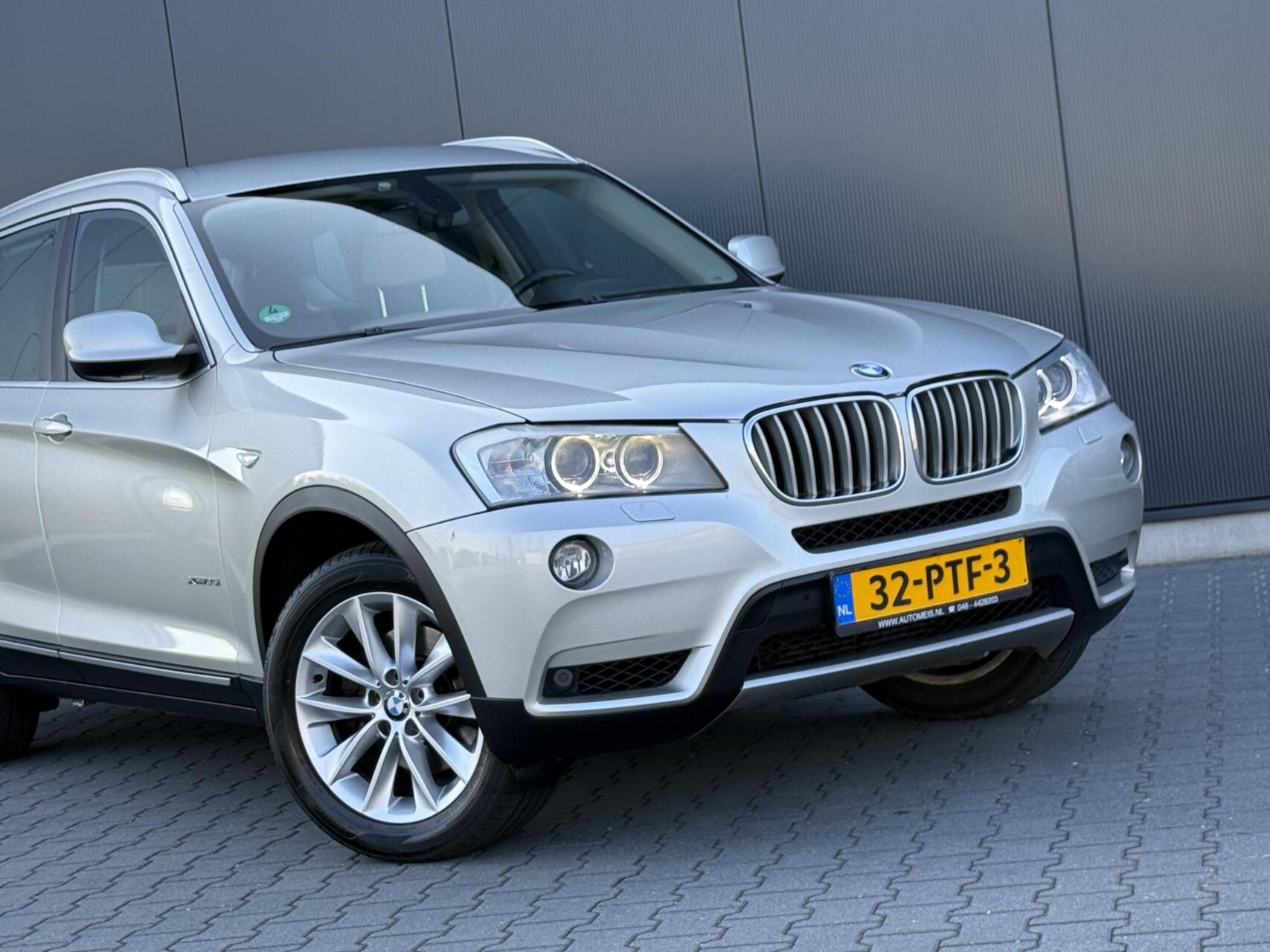 Foto van BMW X3 Xdrive35i