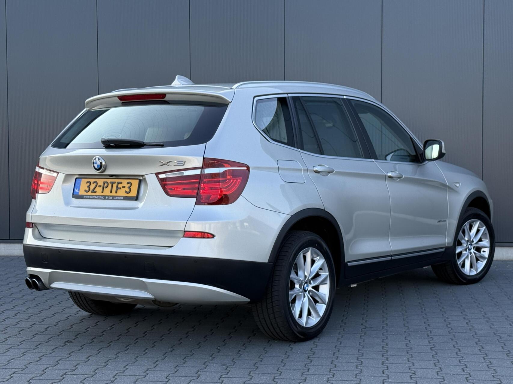 Foto van BMW X3 Xdrive35i