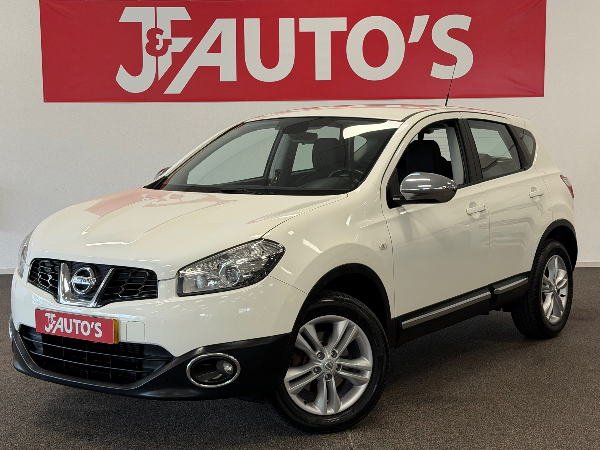 Nissan Nissan Qashqai 1.6 Acenta|NAVIGATIE|ECC AIRCO|CRUISE| 2012 - voorkant