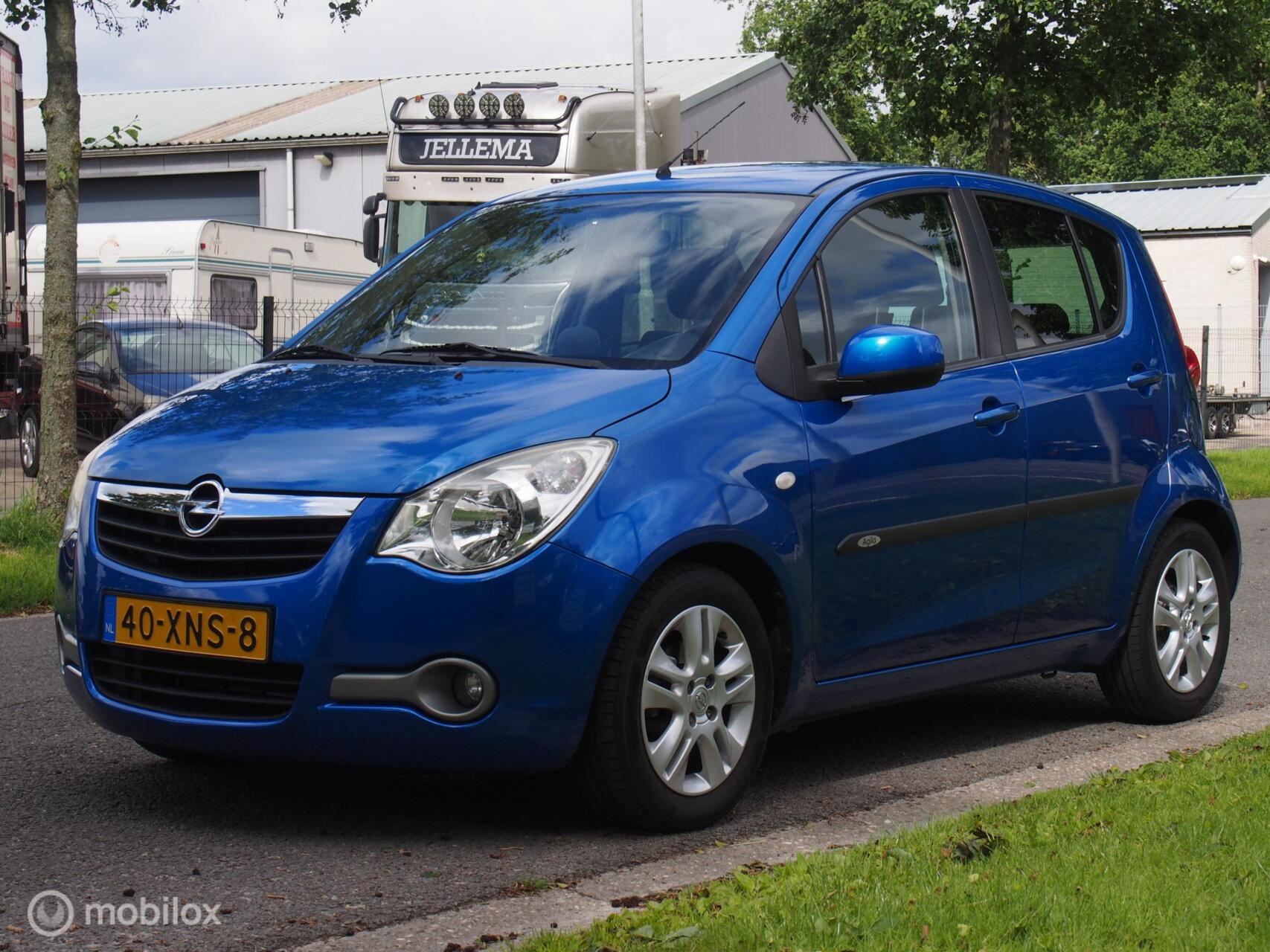 Foto van Opel Agila