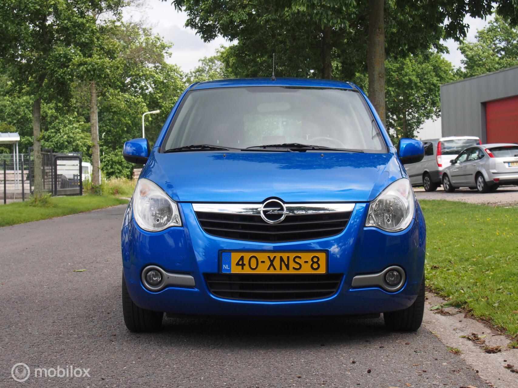 Foto van Opel Agila