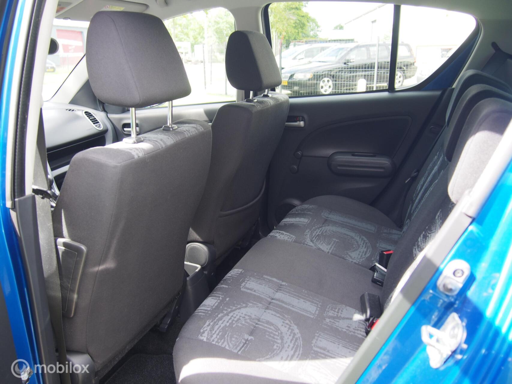 Foto van Opel Agila