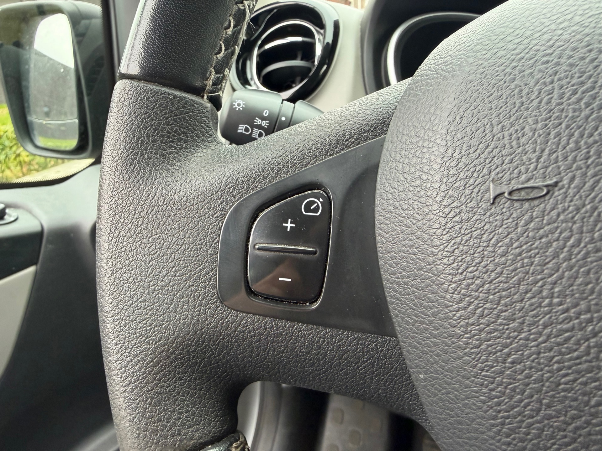 Foto van Renault Trafic Passenger