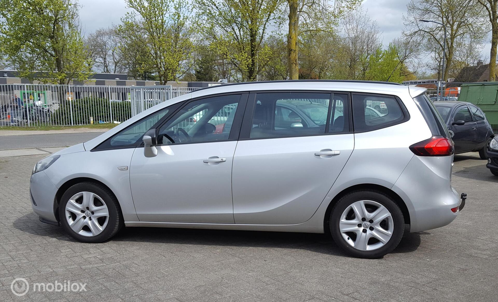 Foto van Opel Zafira Tourer