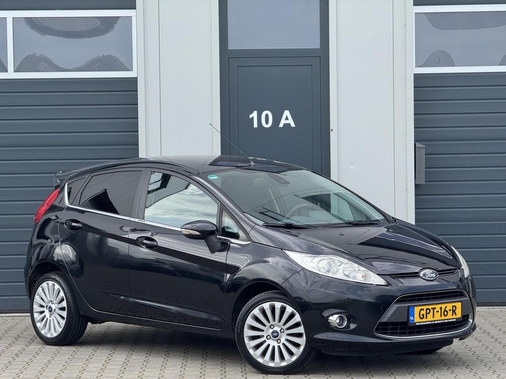 Ford Fiesta 1.4 Titanium / Cruise / 5deurs / Airco 2009 - voorkant