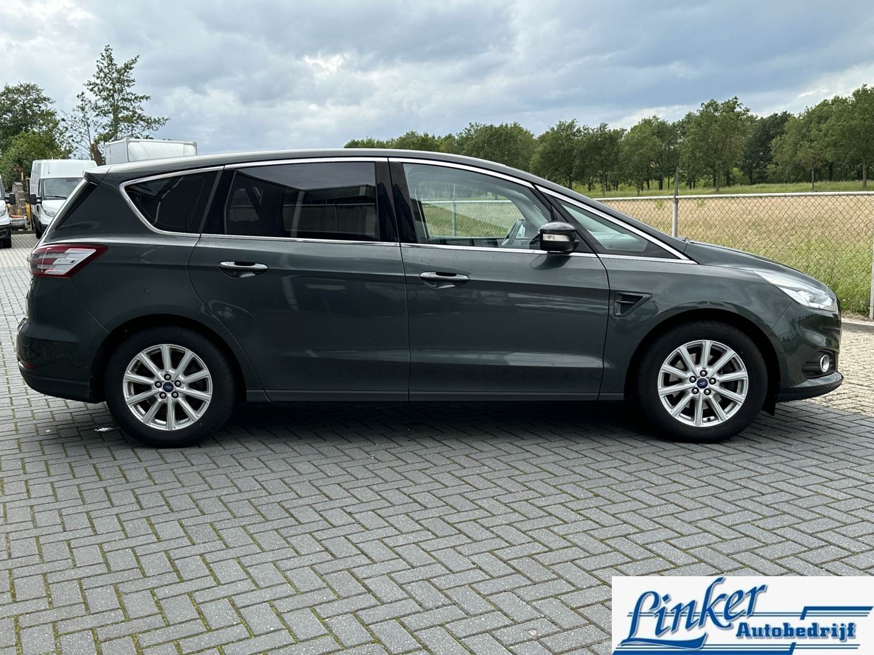 Foto van Ford S-max