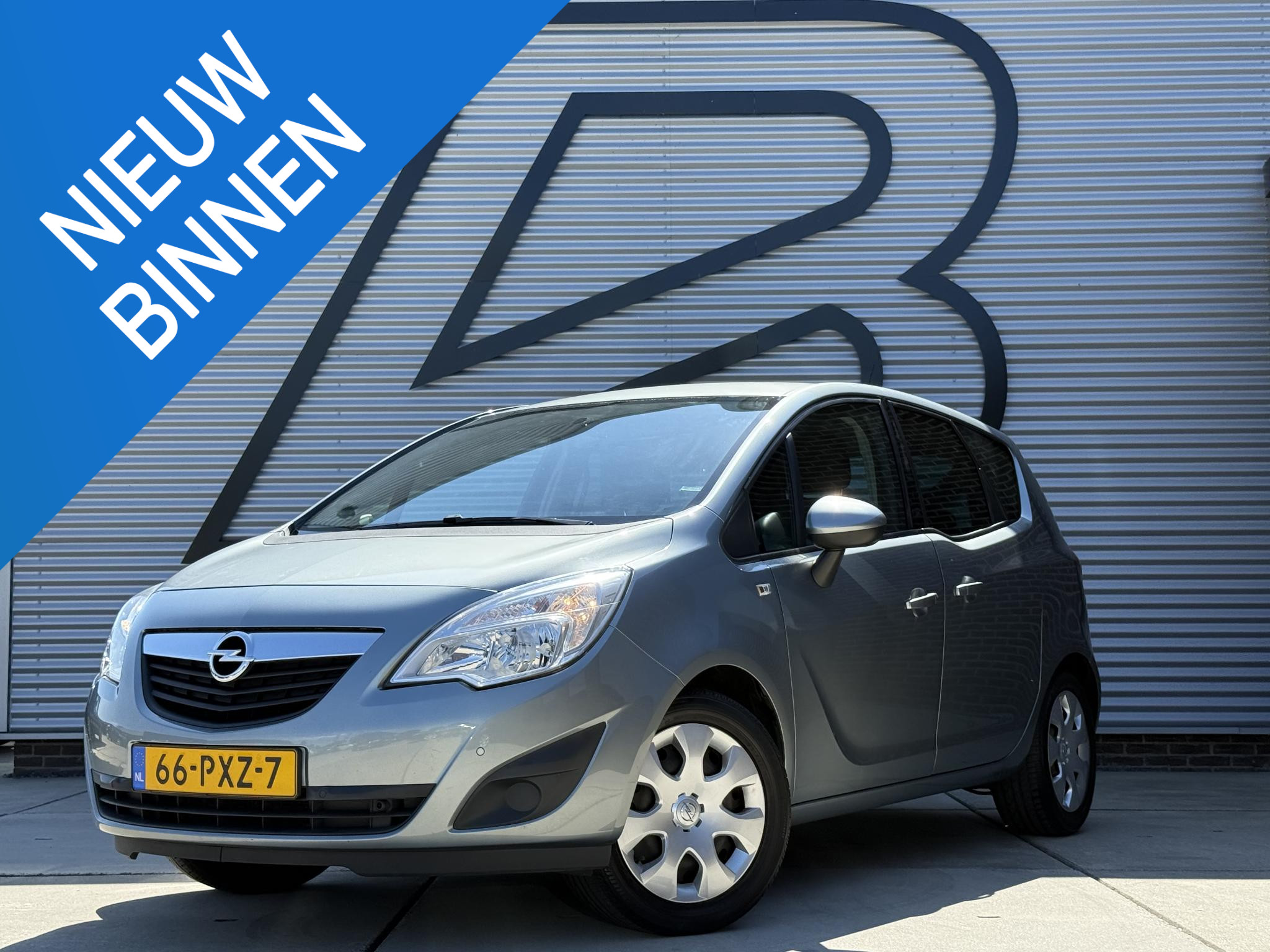 Opel Meriva 1.4 Edition 2011 - voorkant