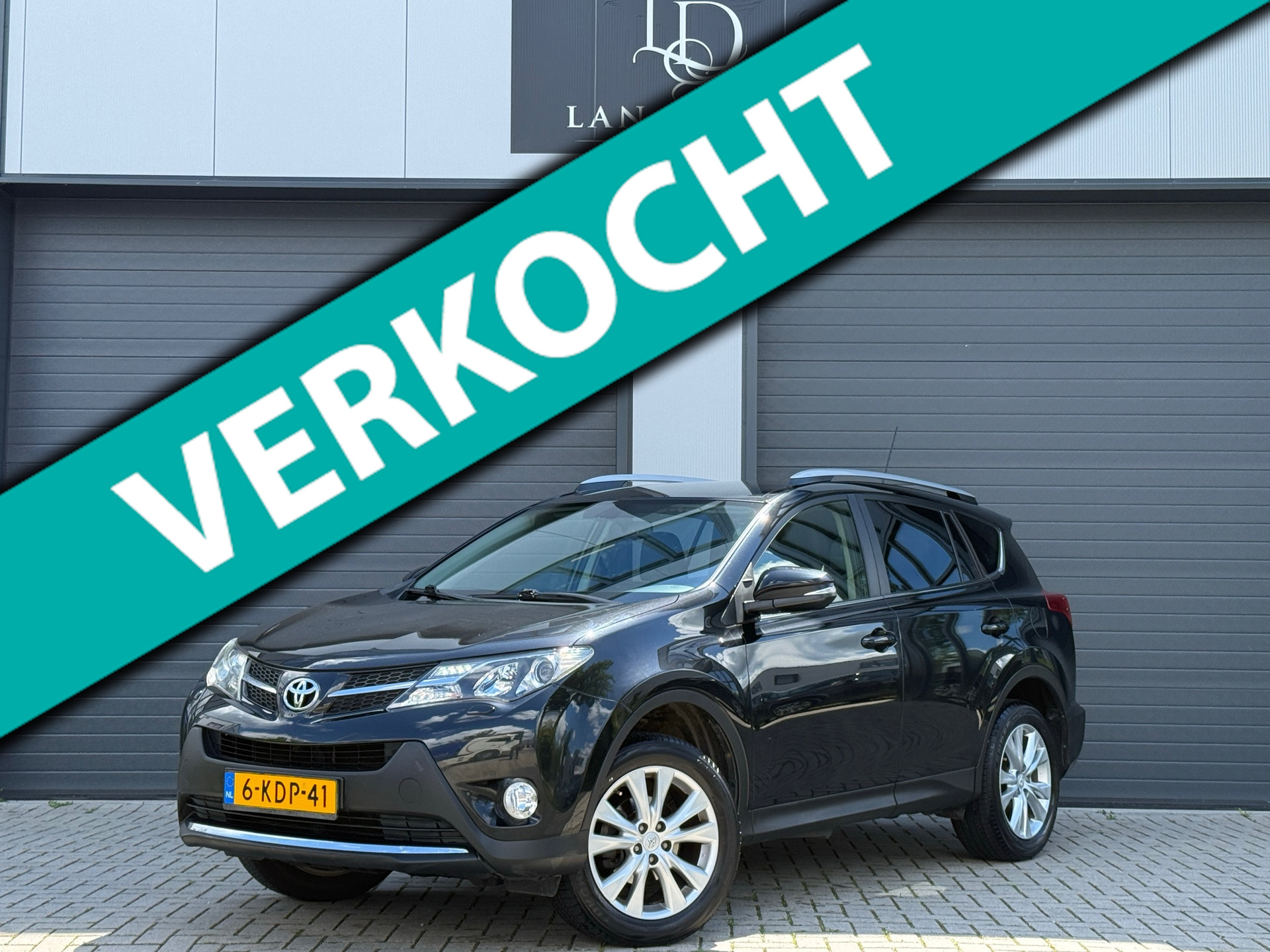 Toyota Toyota Rav4 2.0 Executive Business 4WD / CAMERA / TREKHAAK 2013 - voorkant