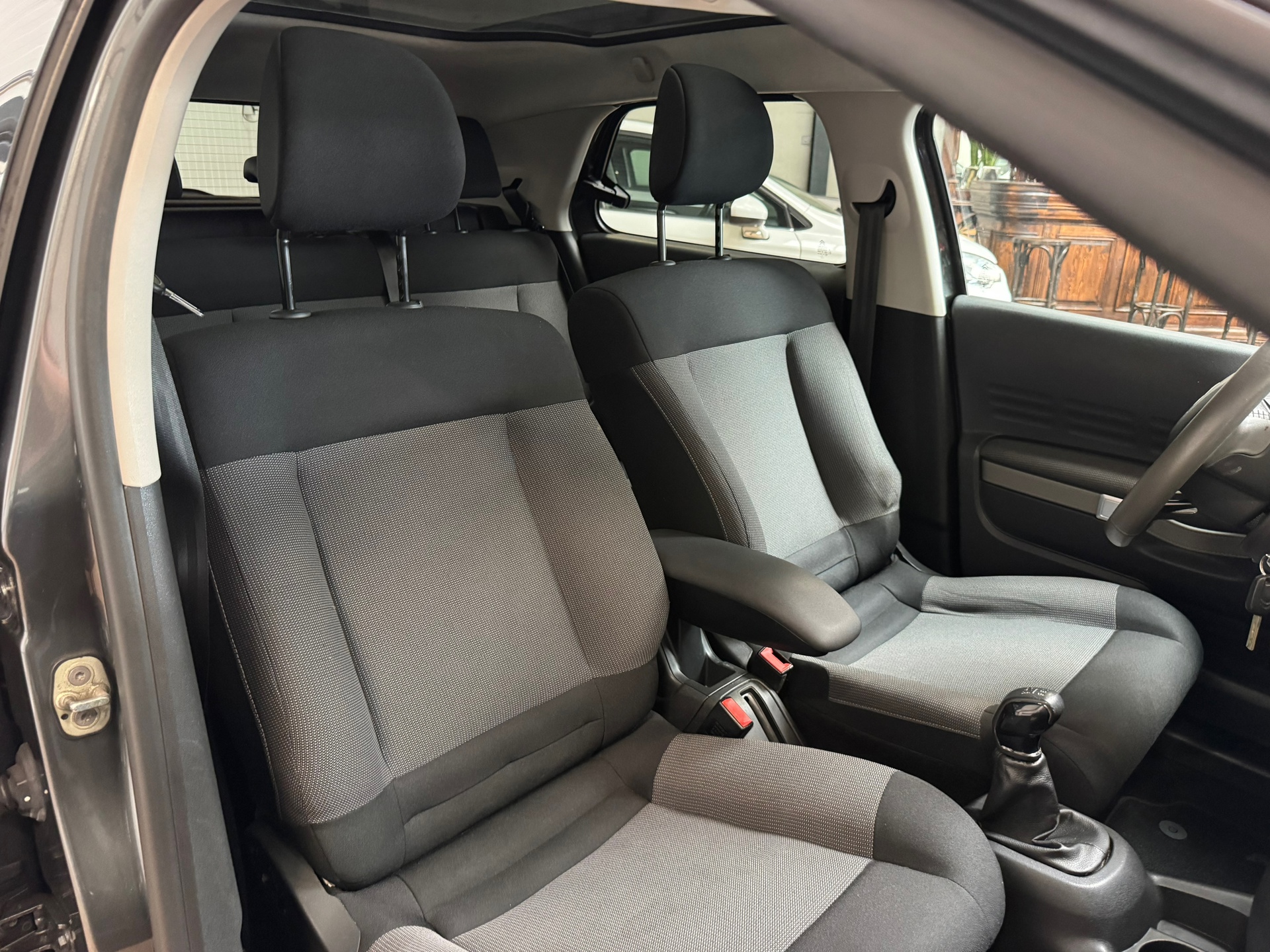 Foto van Citroen C4 Cactus