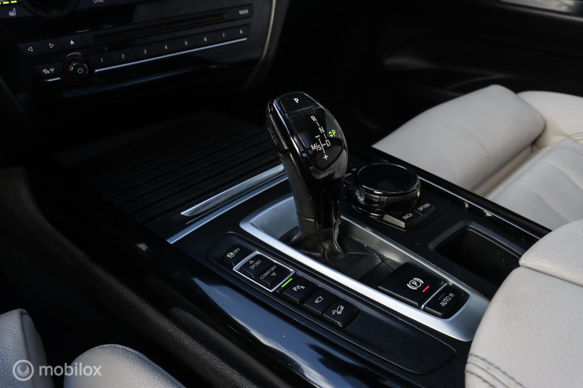 Foto van BMW X5 Xdrive40d