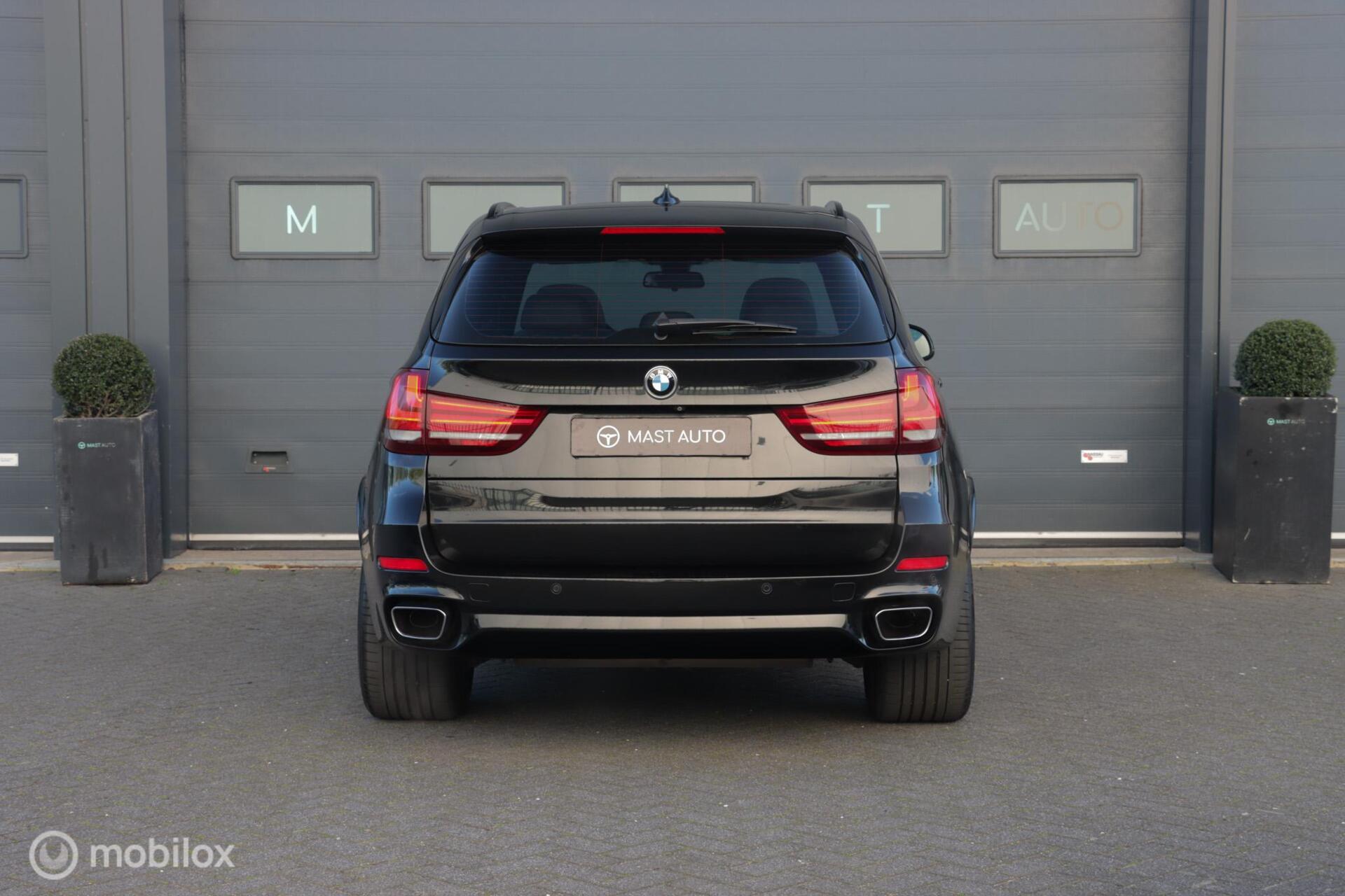Foto van BMW X5 Xdrive40d