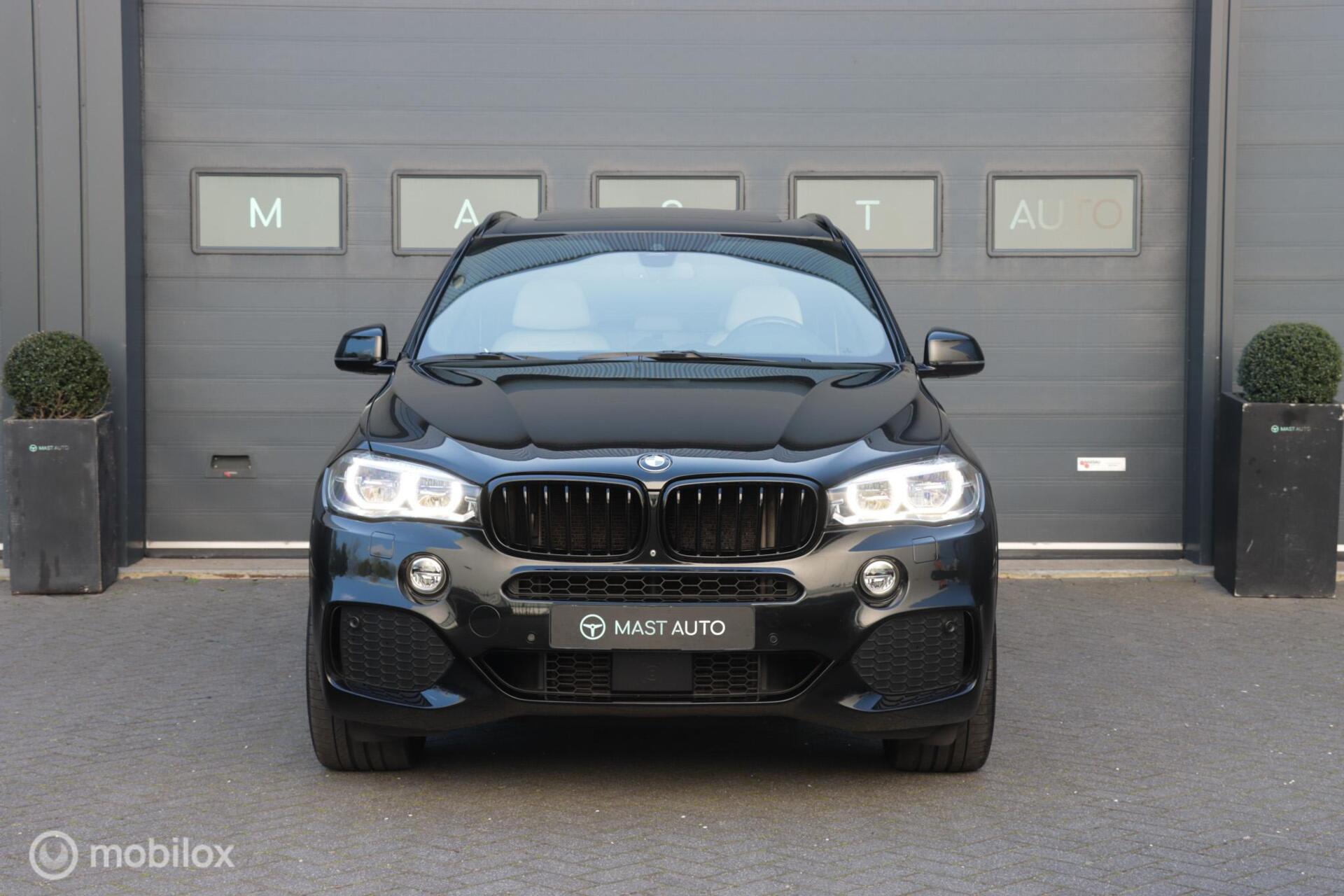Foto van BMW X5 Xdrive40d