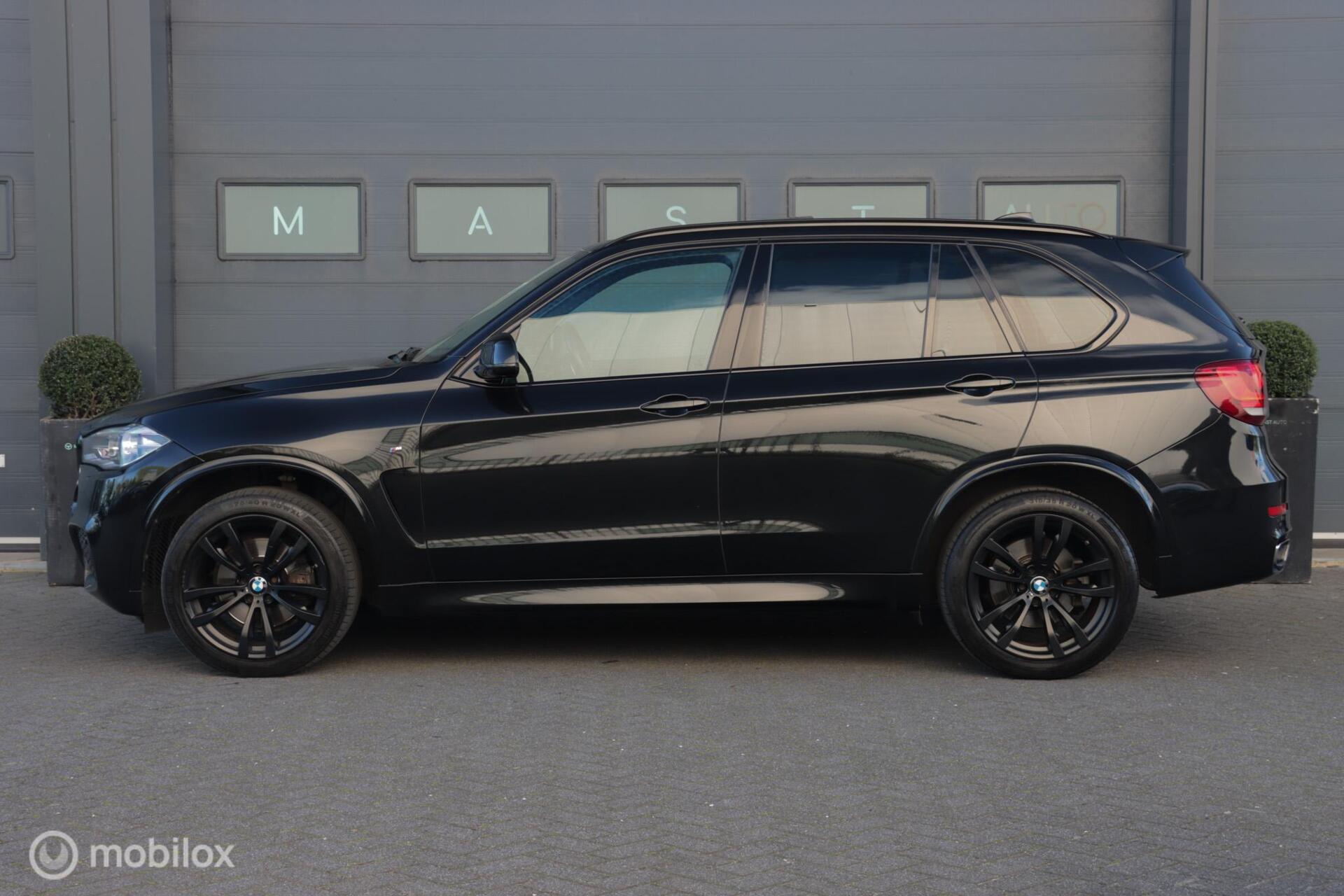 Foto van BMW X5 Xdrive40d