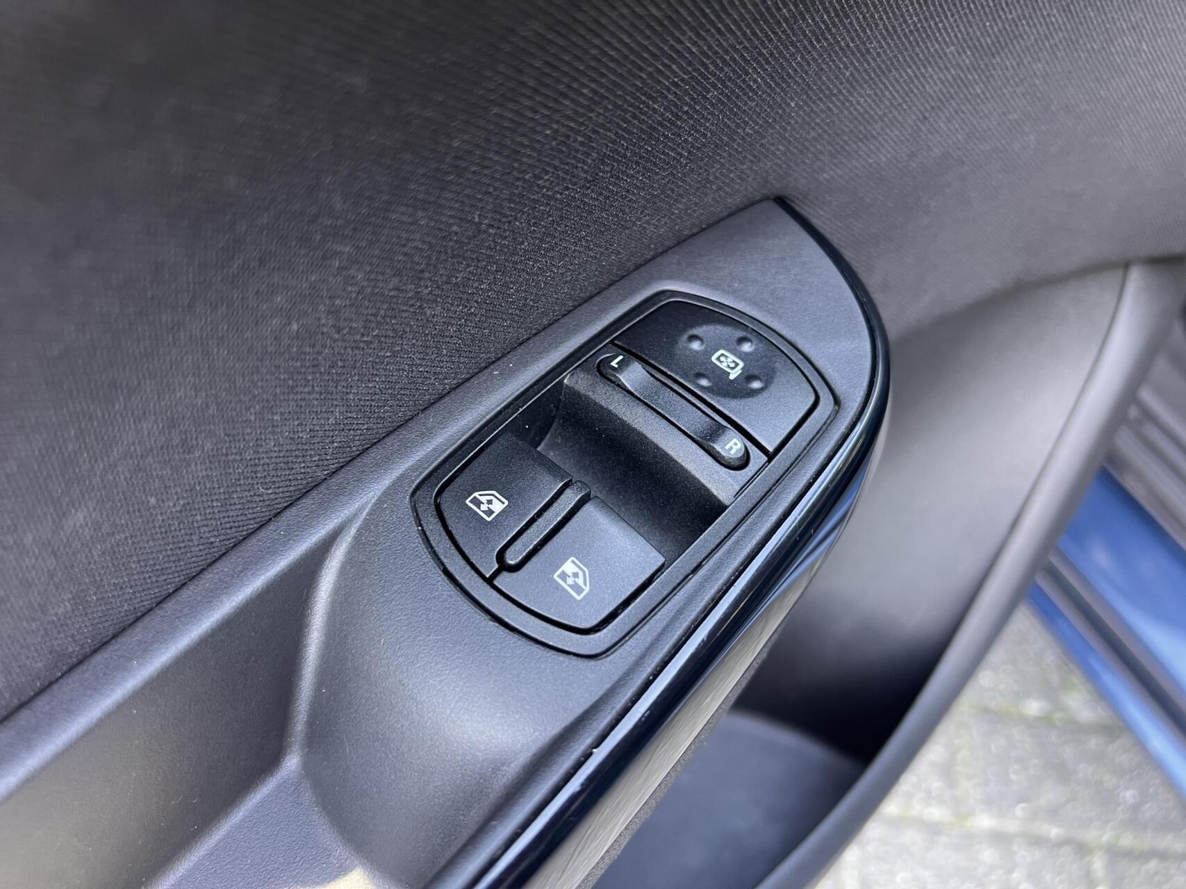 Foto van Opel Corsa-e