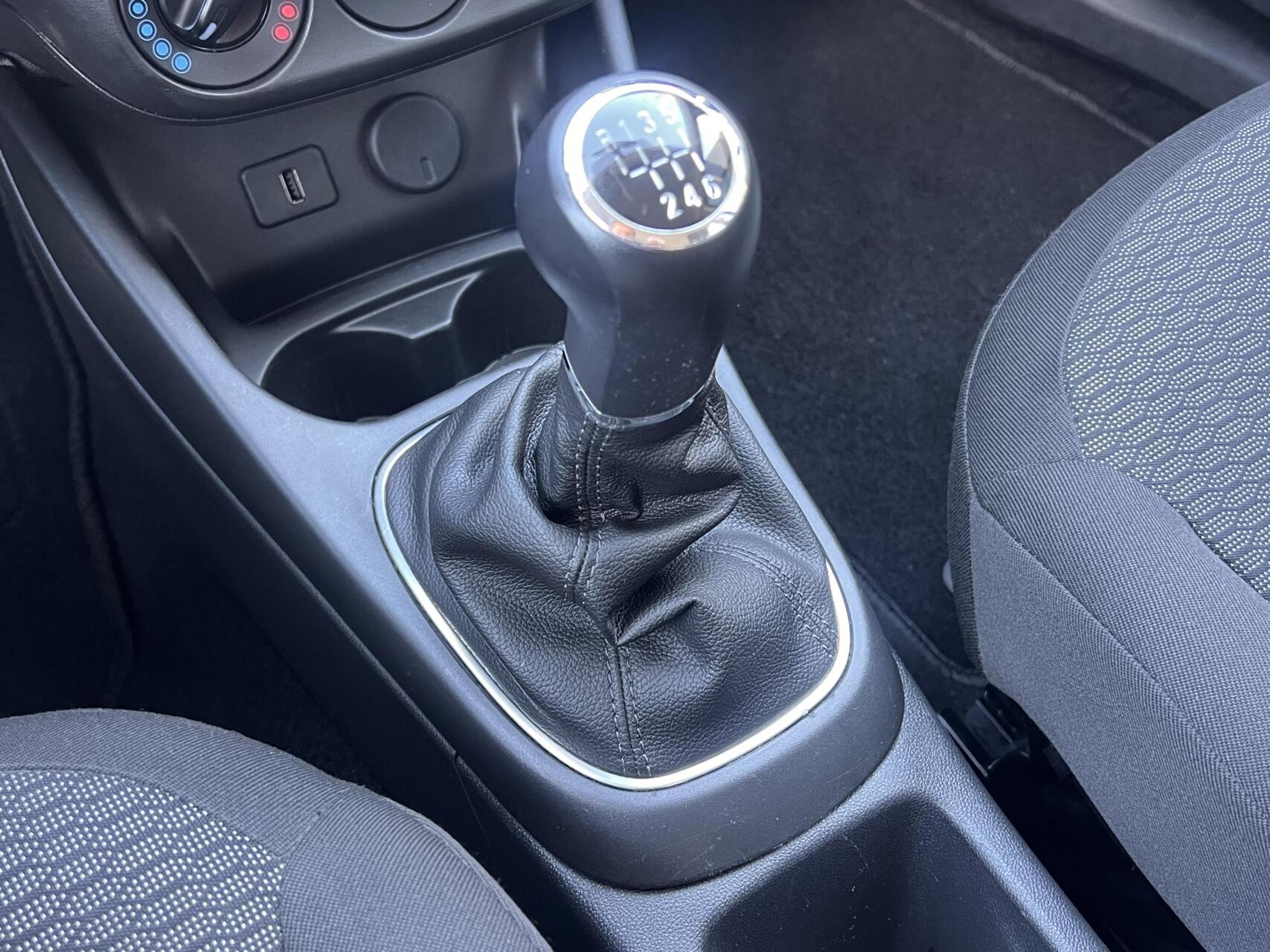 Foto van Opel Corsa-e