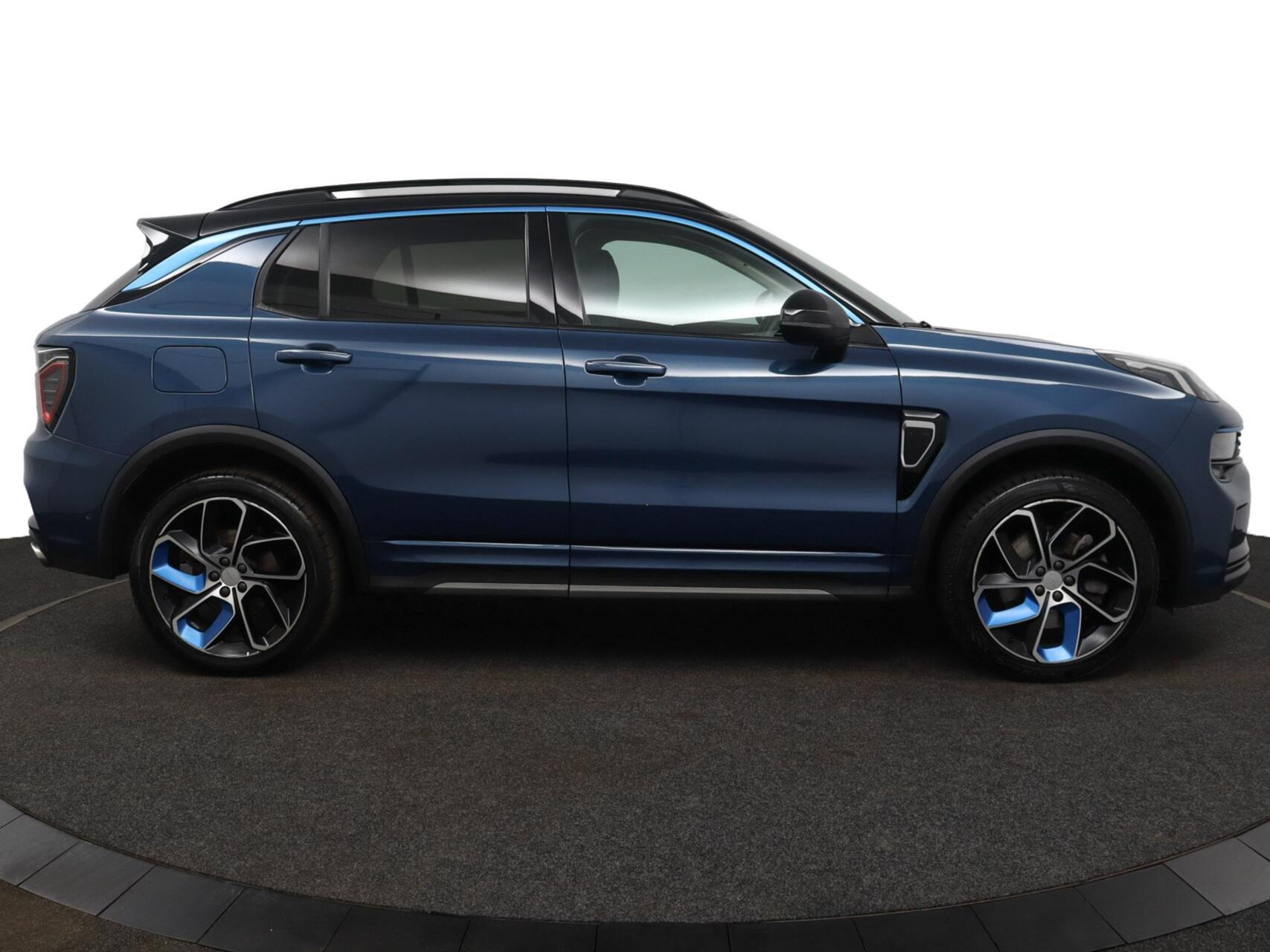 Foto van Lynk&co LYNK & Co 01