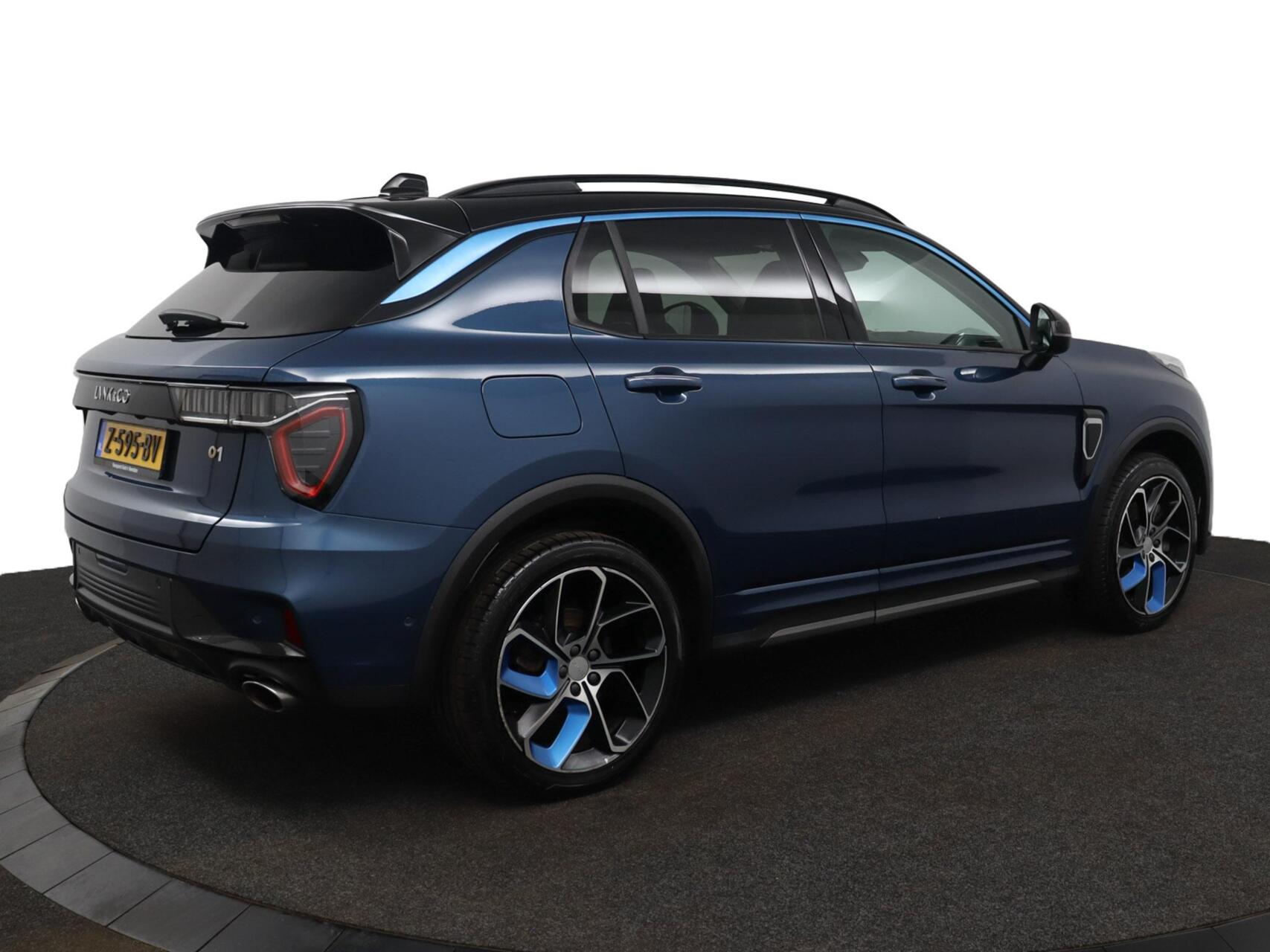 Foto van Lynk&co LYNK & Co 01
