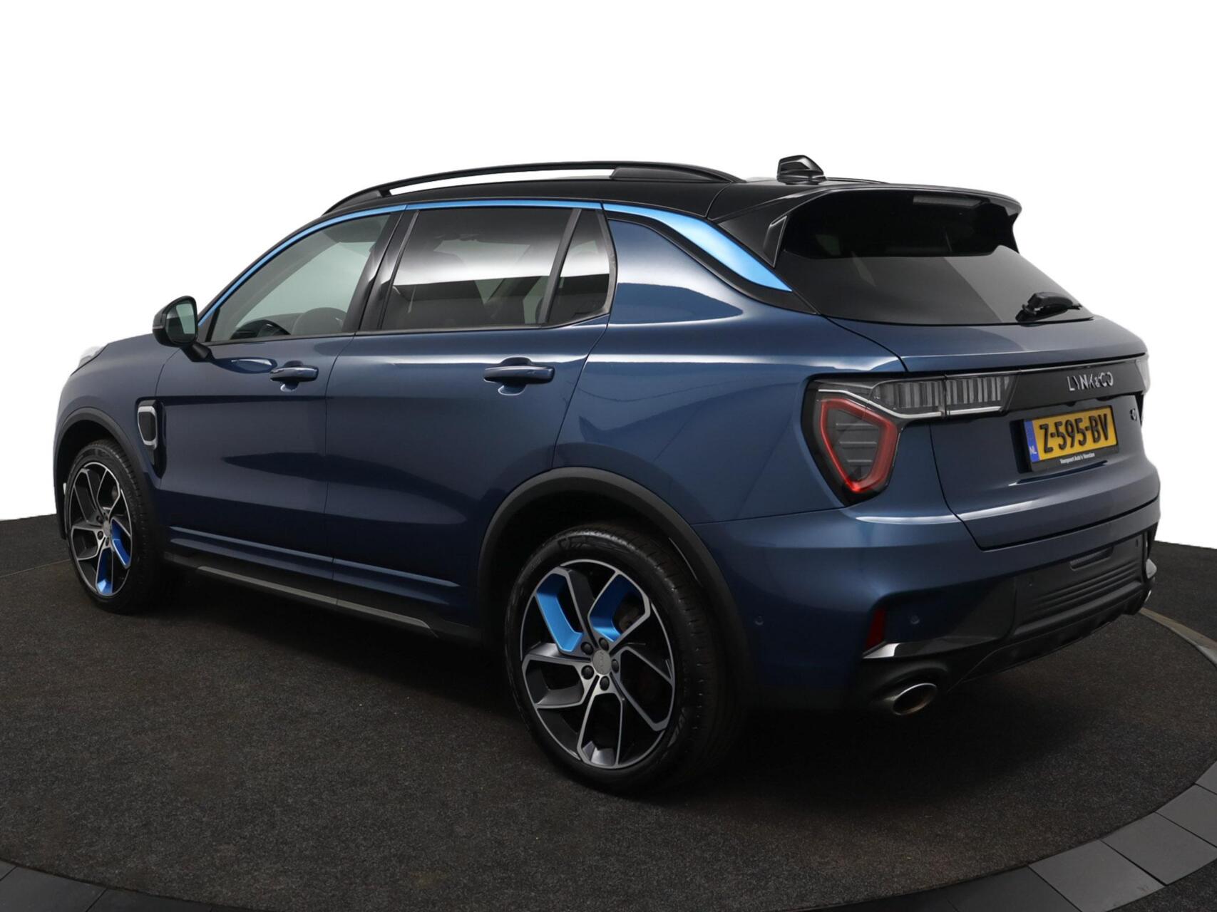 Foto van Lynk&co LYNK & Co 01