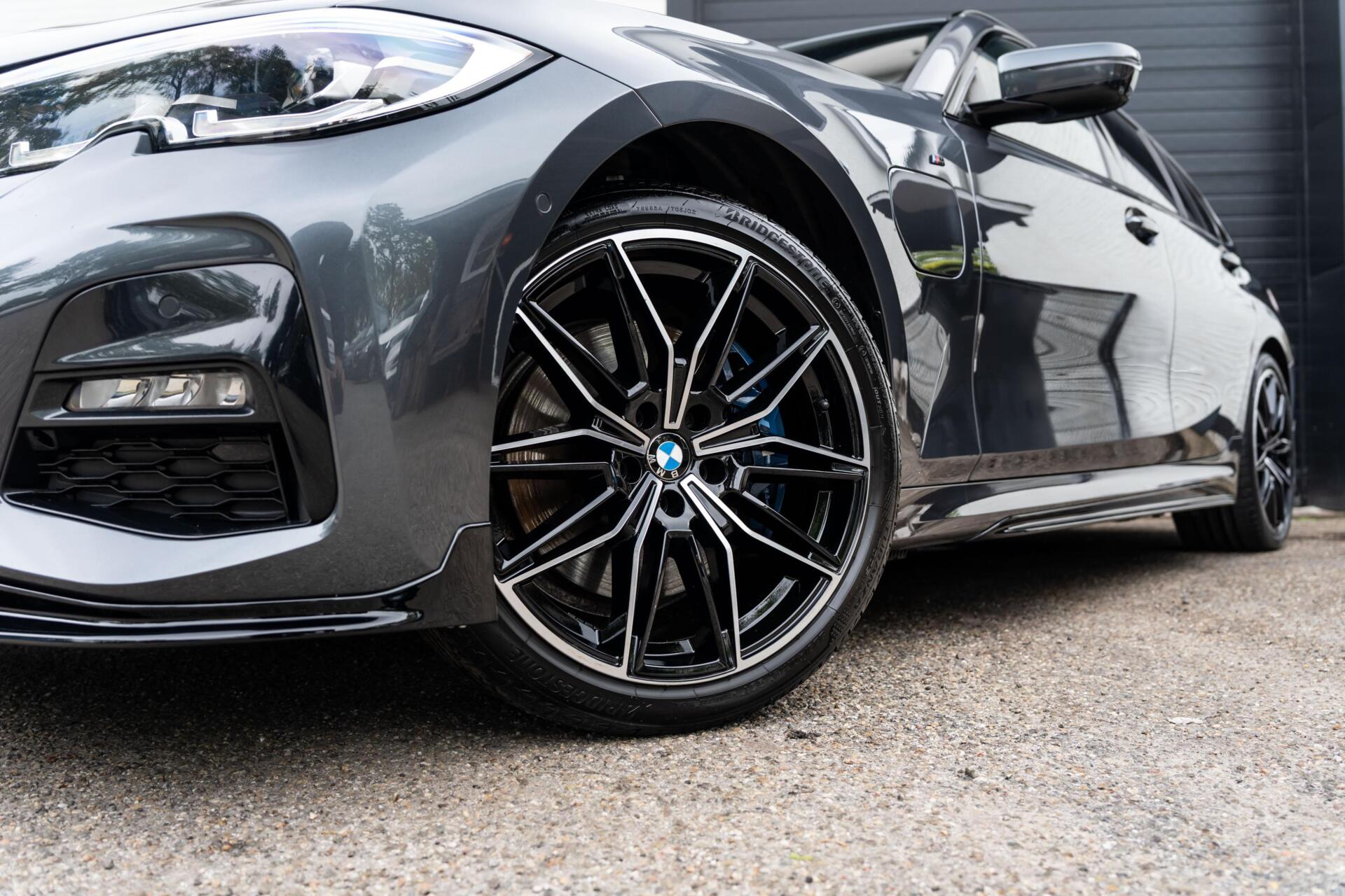 Foto van BMW 330e