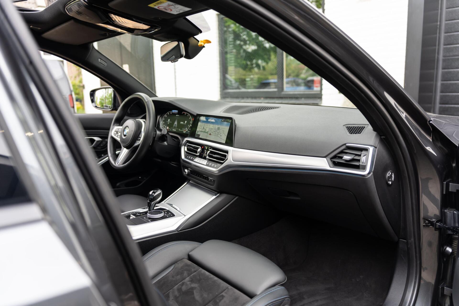 Foto van BMW 330e
