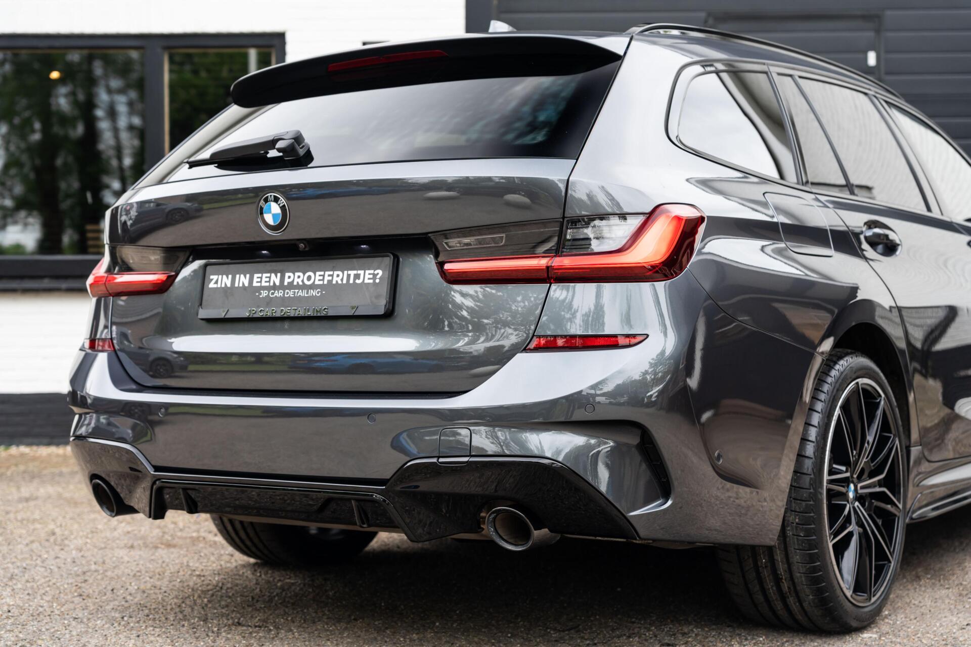 Foto van BMW 330e