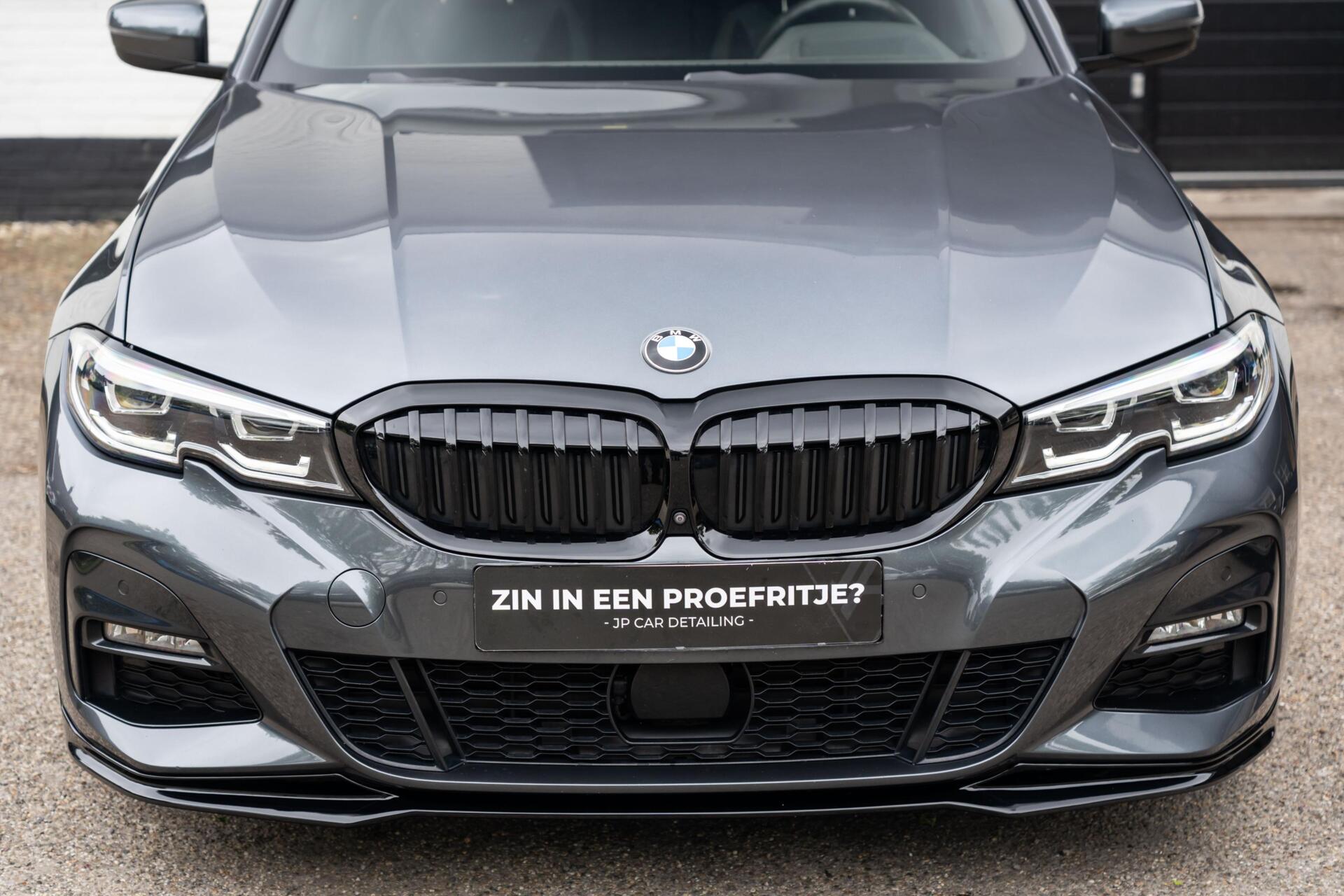 Foto van BMW 330e