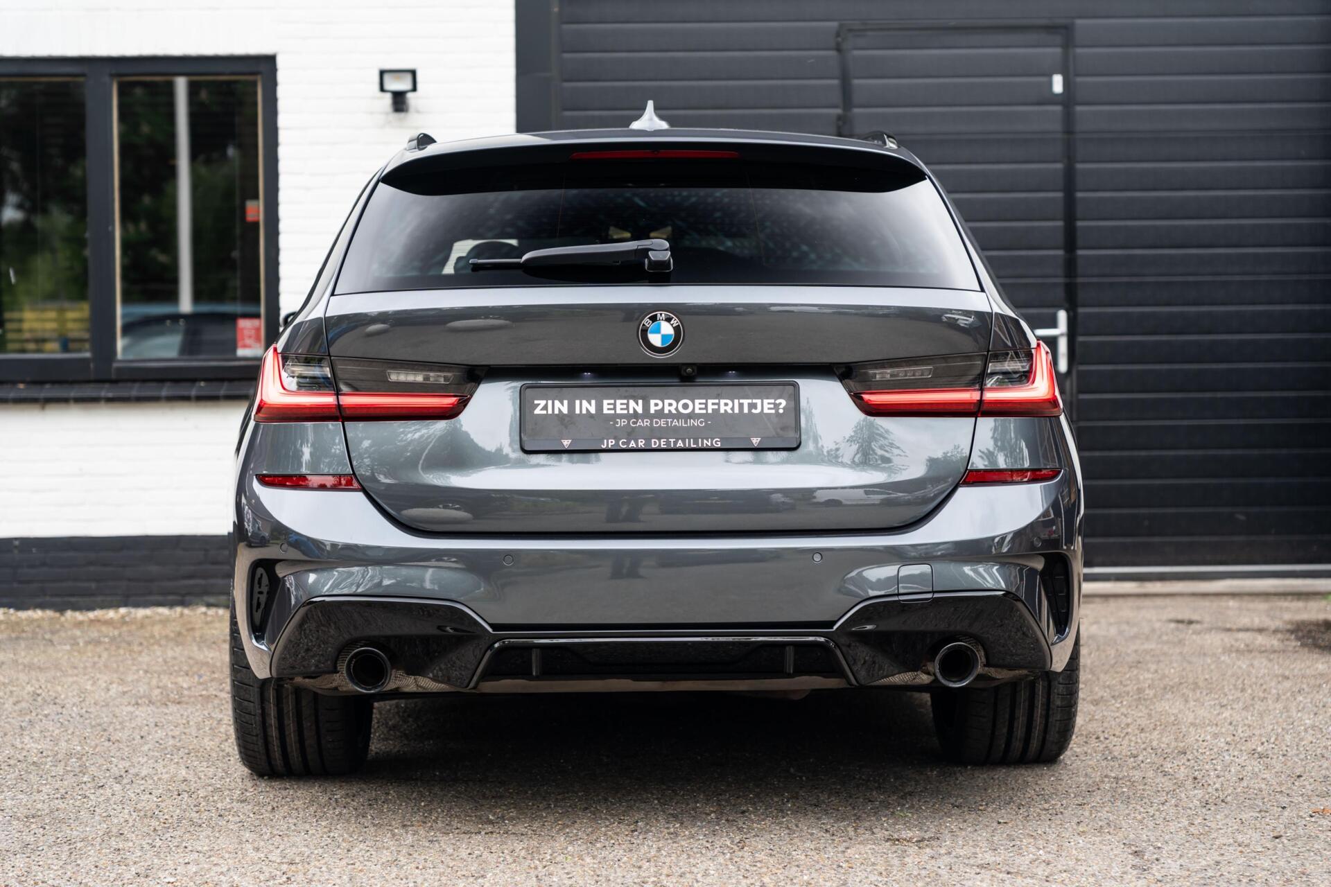 Foto van BMW 330e