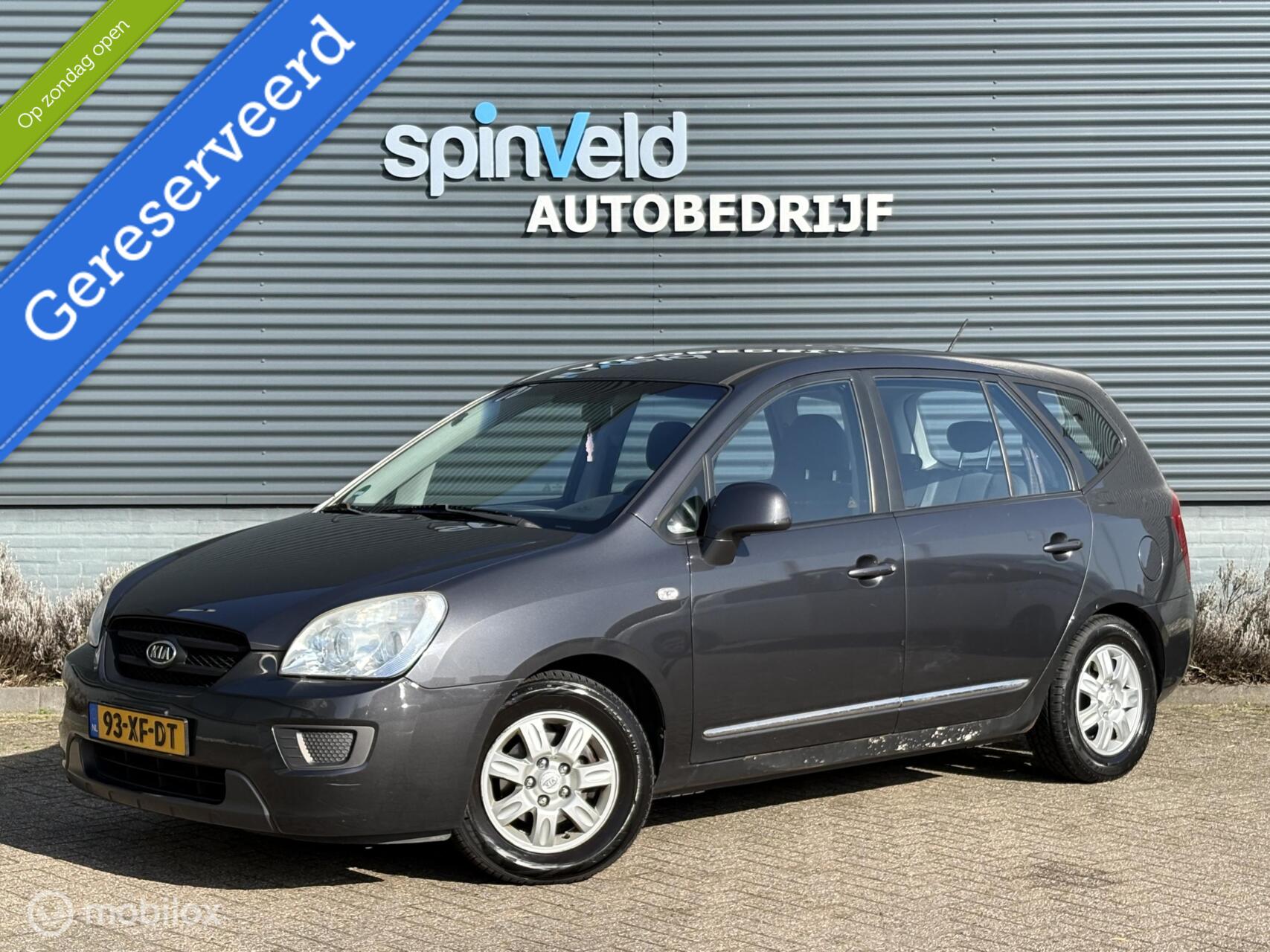 Kia Carens 2.0 CVVT X-tra - Airco - Cruise - Trekhaak - 2007 - voorkant