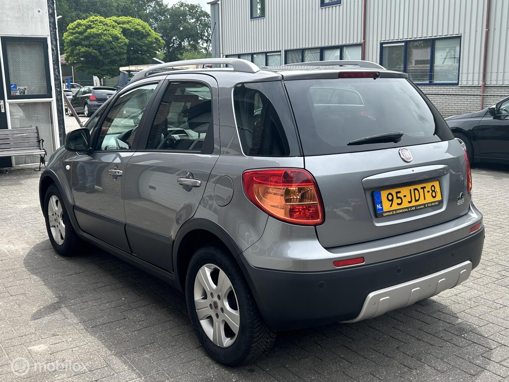 Foto van Fiat Fiat Sedici