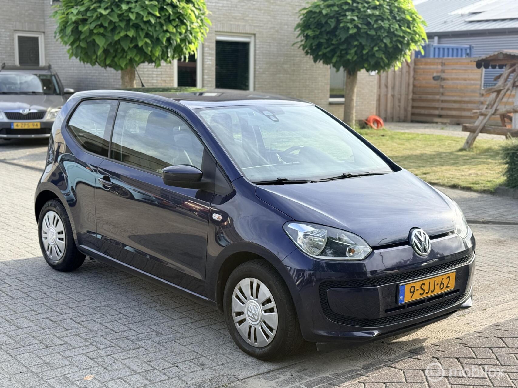Volkswagen Up 1.0 move up! BlueMotion 2013 - voorkant
