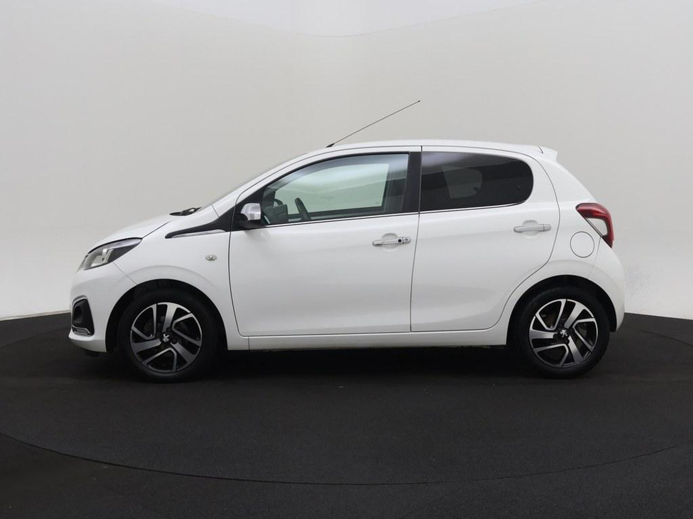 Foto van Peugeot Peugeot 108