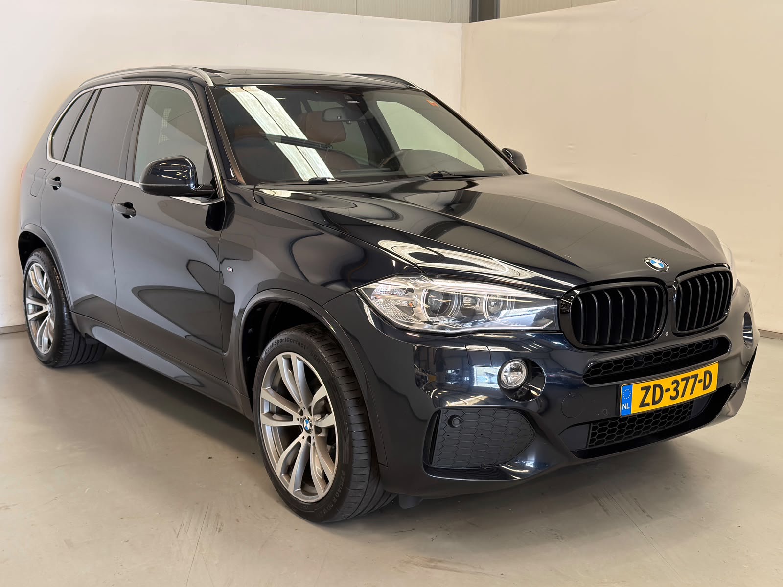 Foto van BMW X5 Xdrive30d