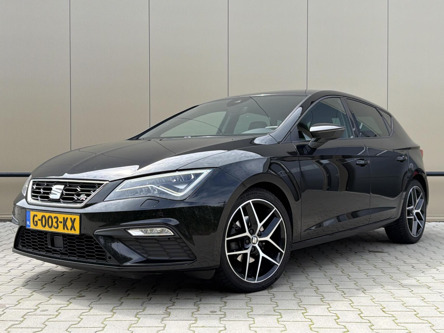 Seat Leon 1.5 TSI FR DSG 150 PK | ACC | Beats | Virtual Cockpit | Trekhaak | 1e eigenaar 2019 - voorkant