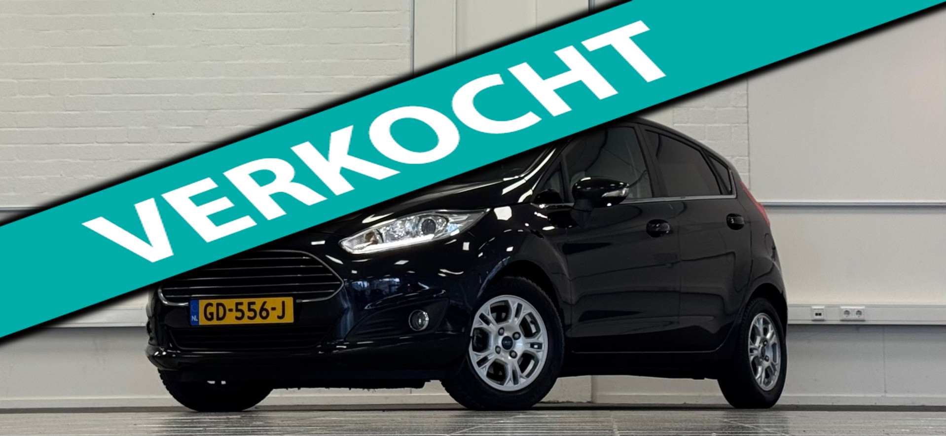 Ford Fiesta 5DFBBX 2015 - voorkant